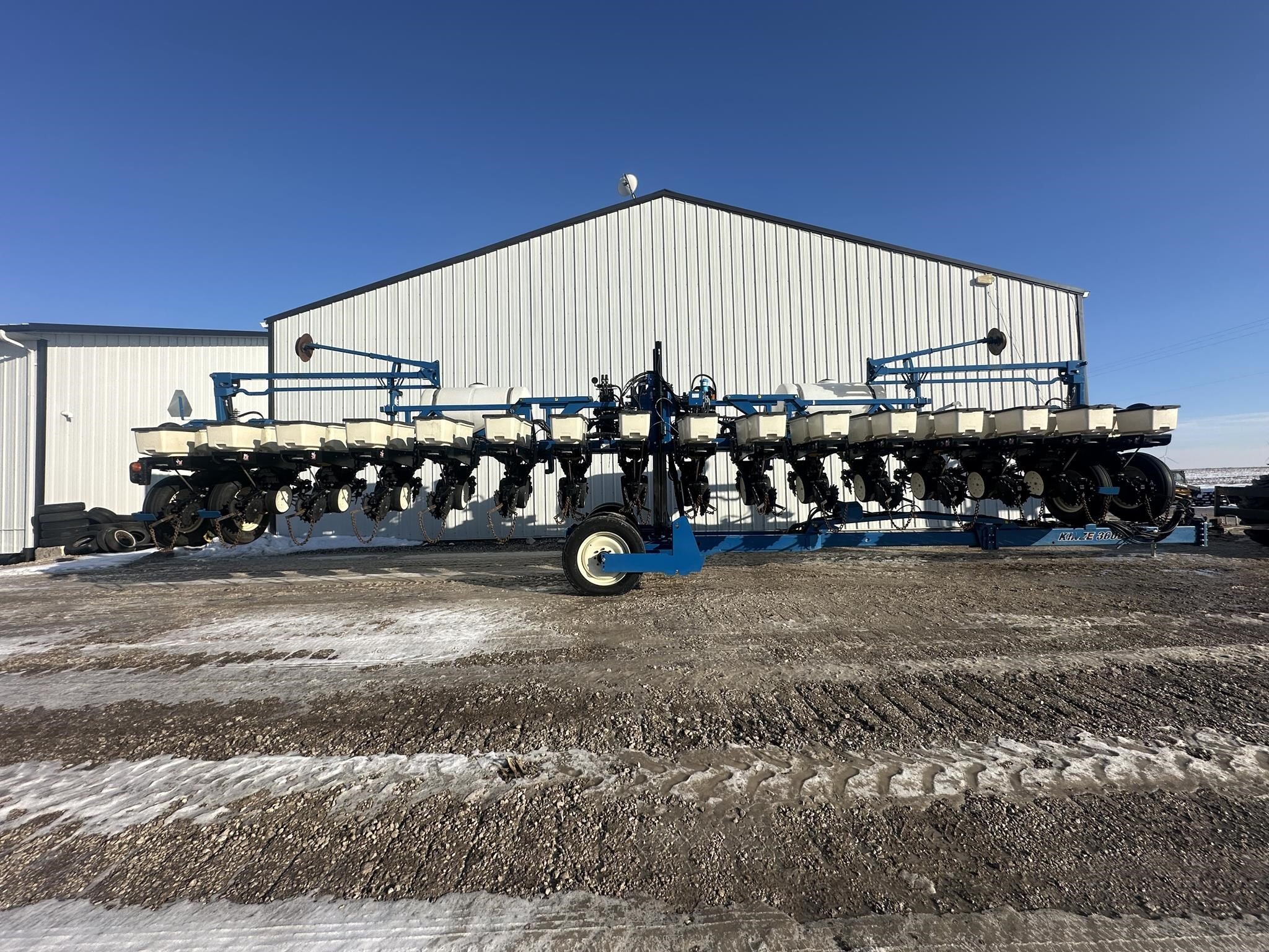 2013 Kinze 3600 Planter