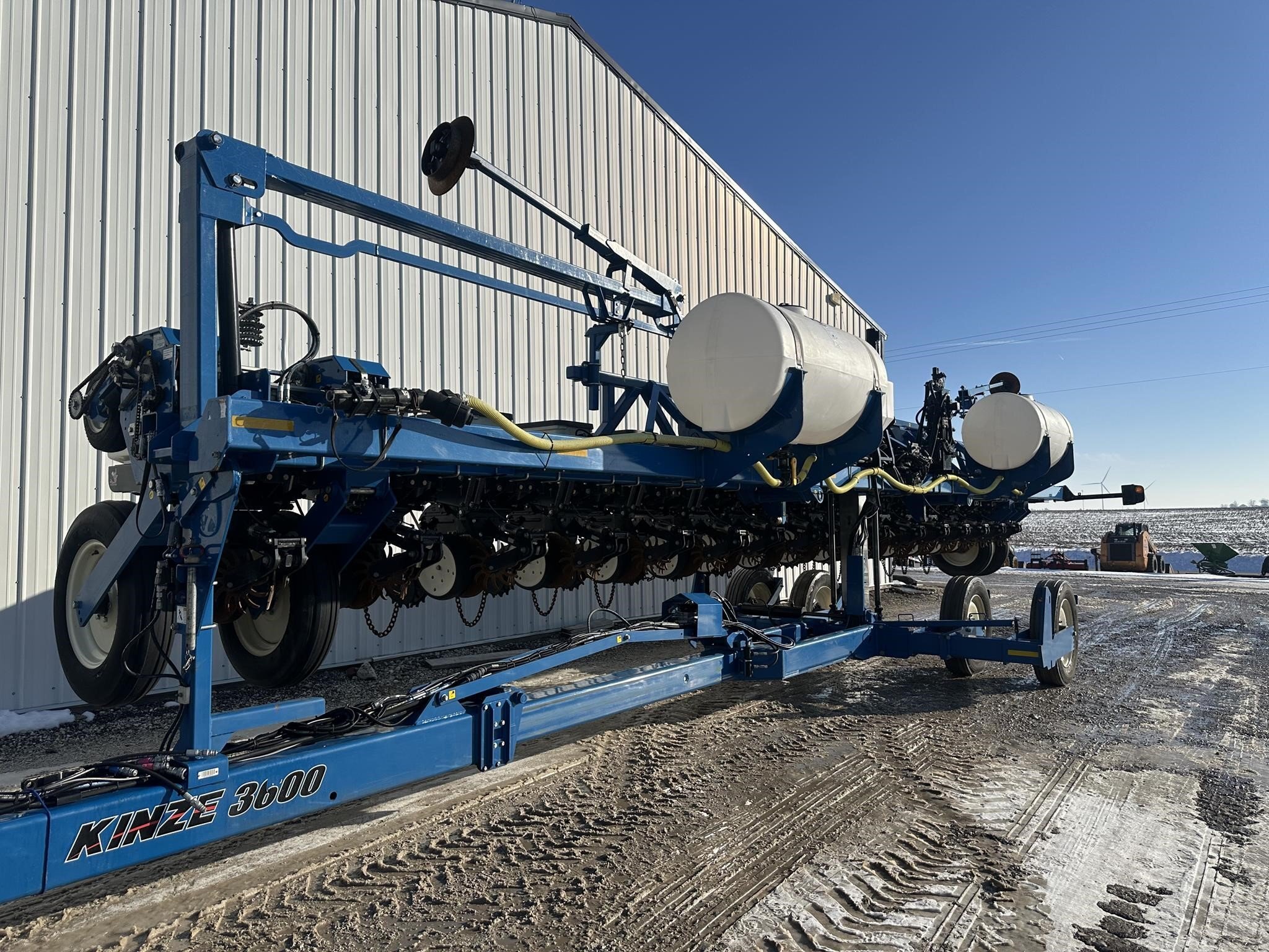 2013 Kinze 3600 Planter