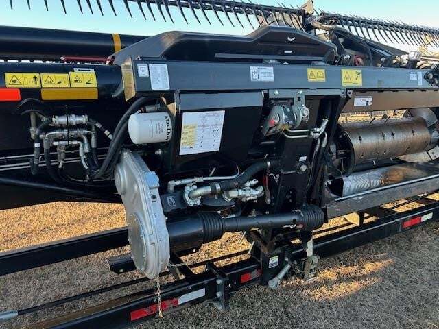 2021 MacDon FD140 Platform