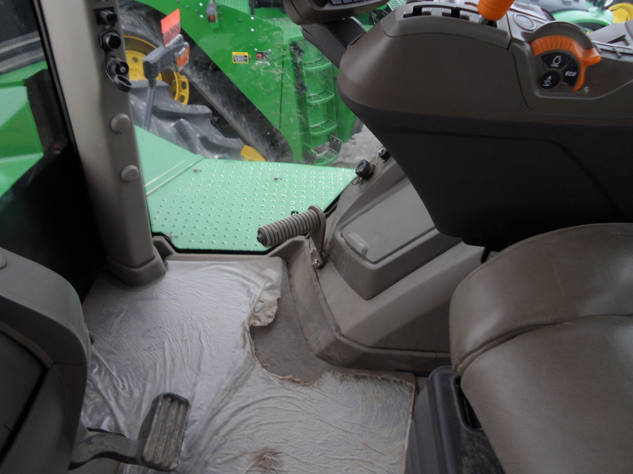 2023 John Deere 9R 640 Tractor