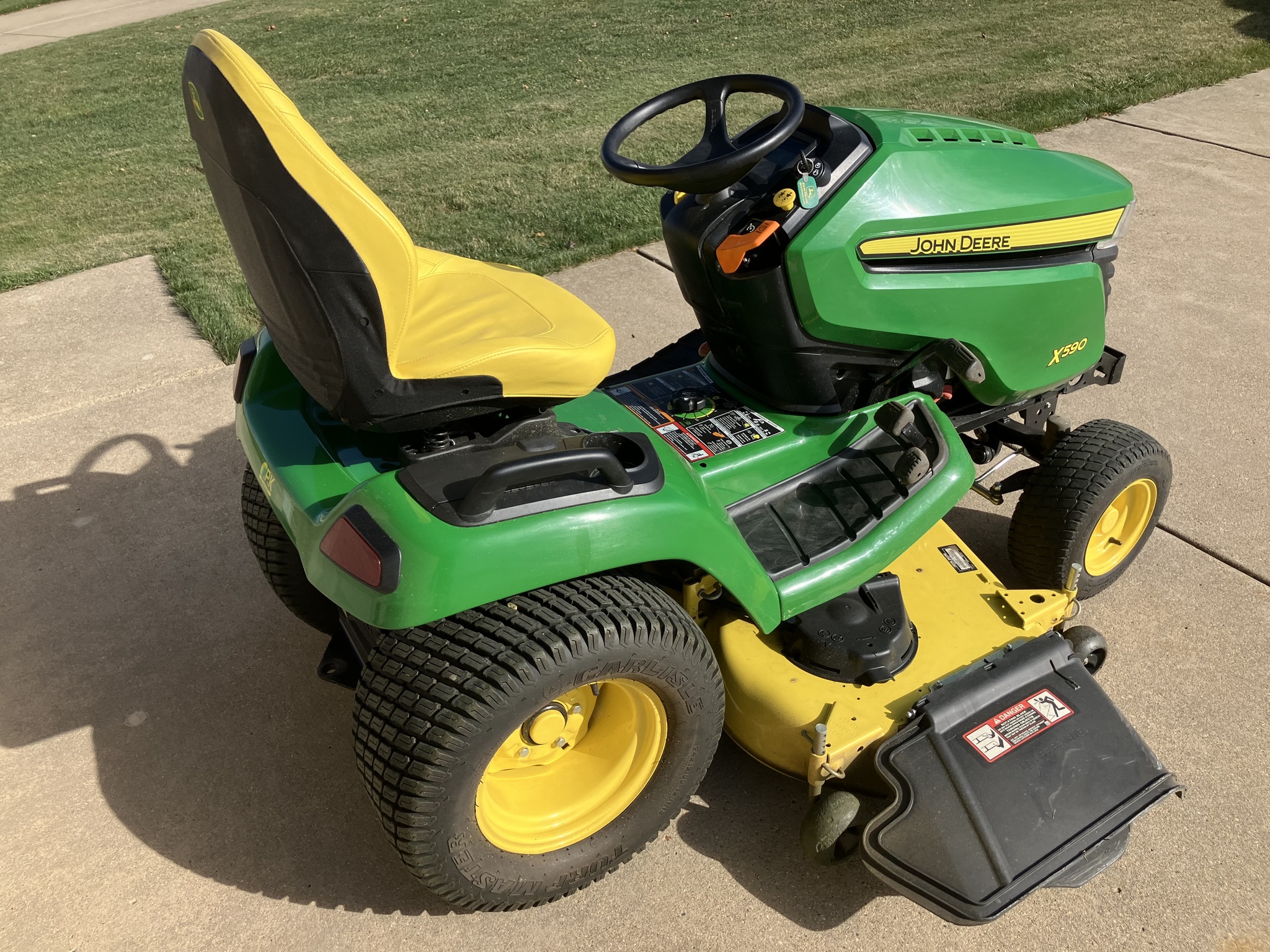 2021 John Deere X590 Lawn Mower