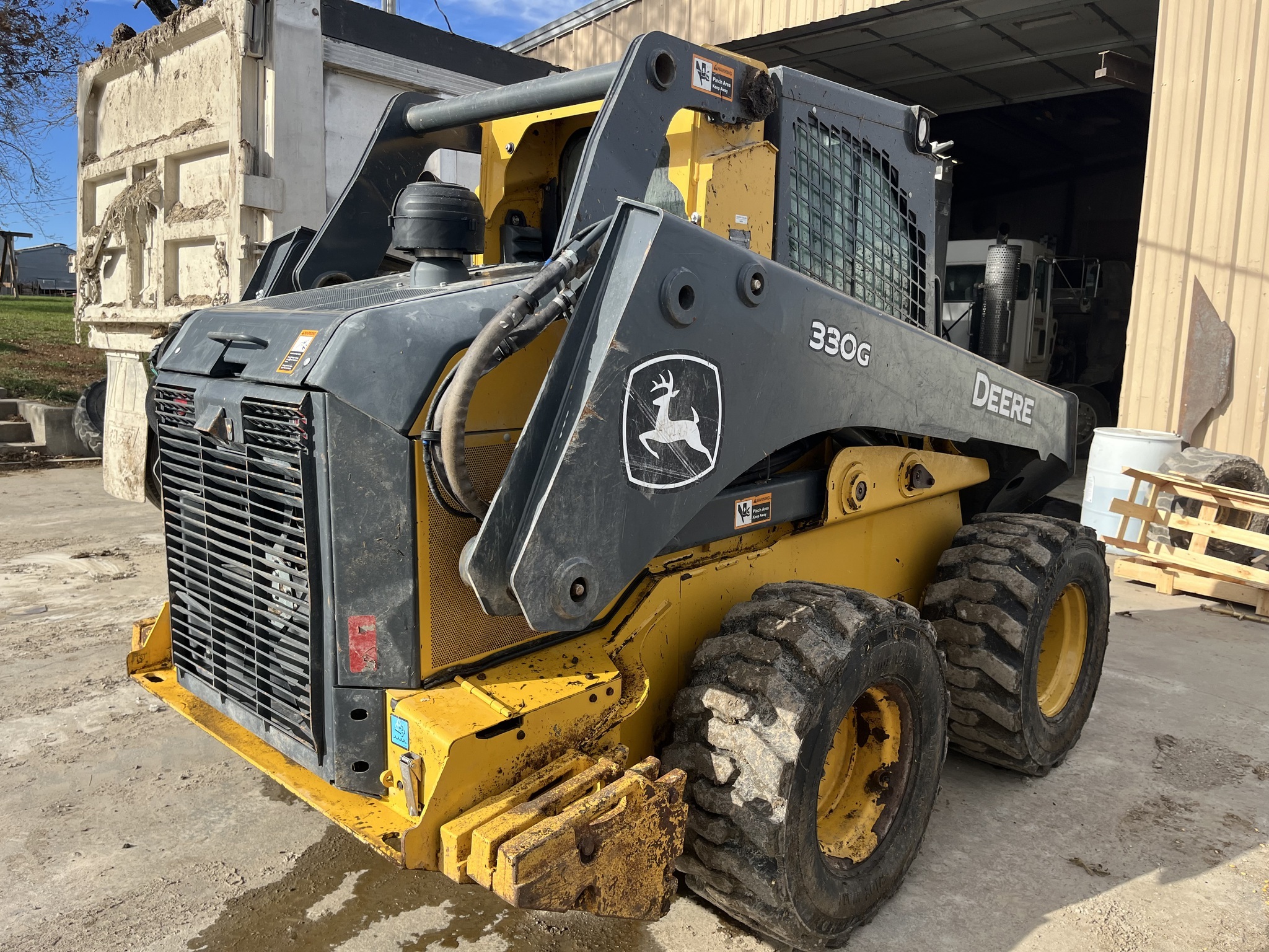 2022 Deere 330G Skid Steer