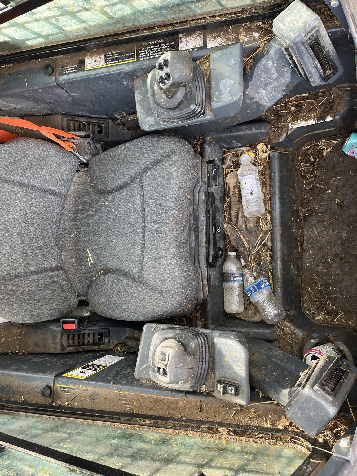 2022 Deere 330G Skid Steer