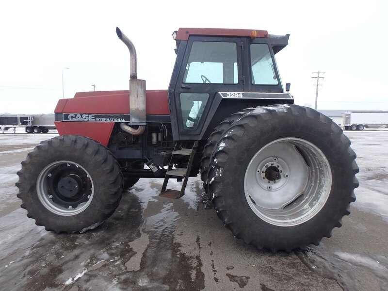 Used Case IH 3294 Tractors for Sale - 1 Listing | Machinery Pete
