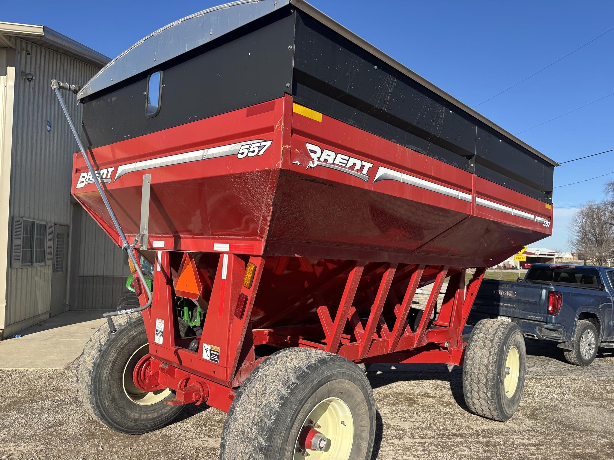 2016 Brent 557 Gravity Wagon