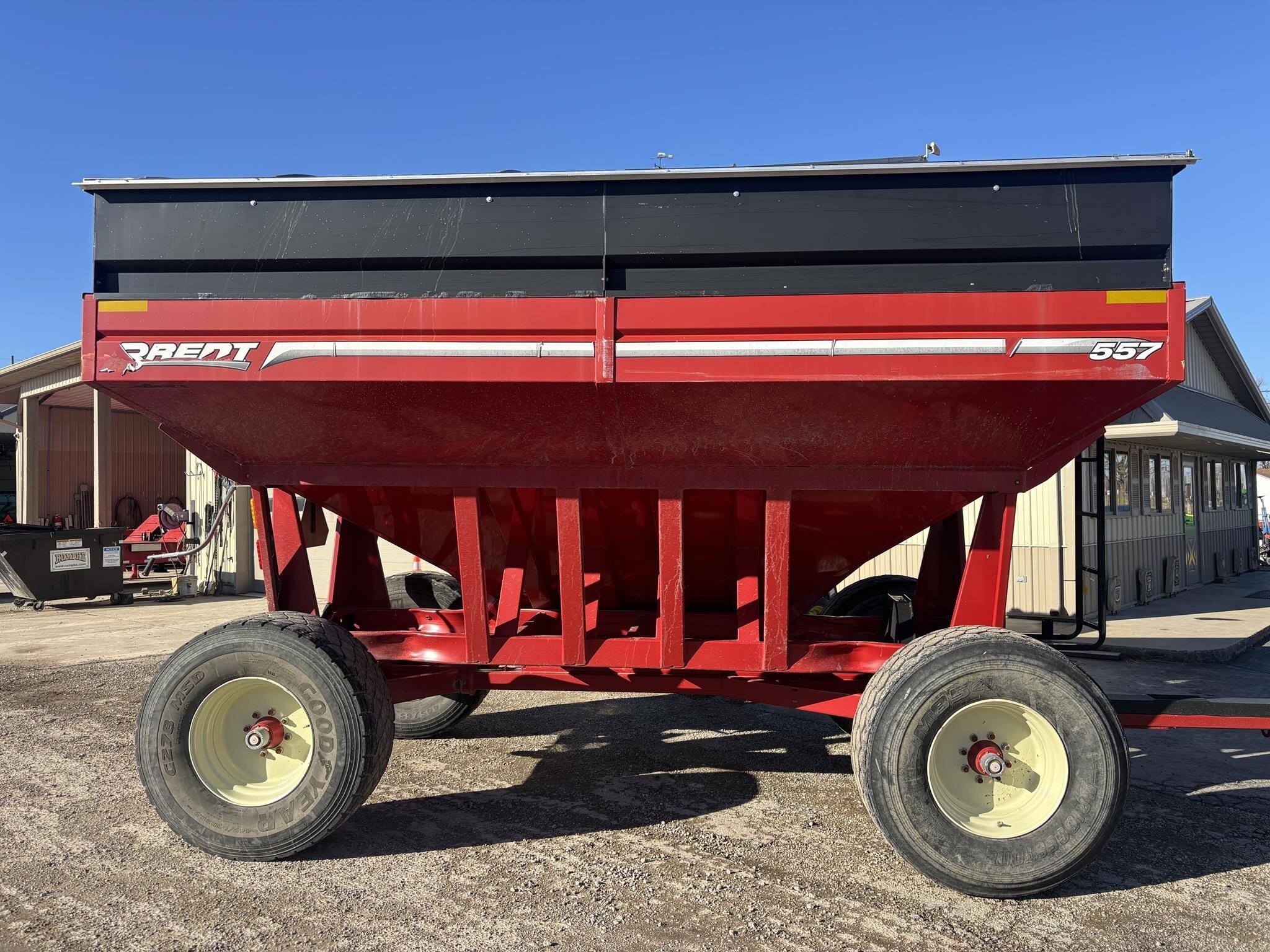 2016 Brent 557 Gravity Wagon