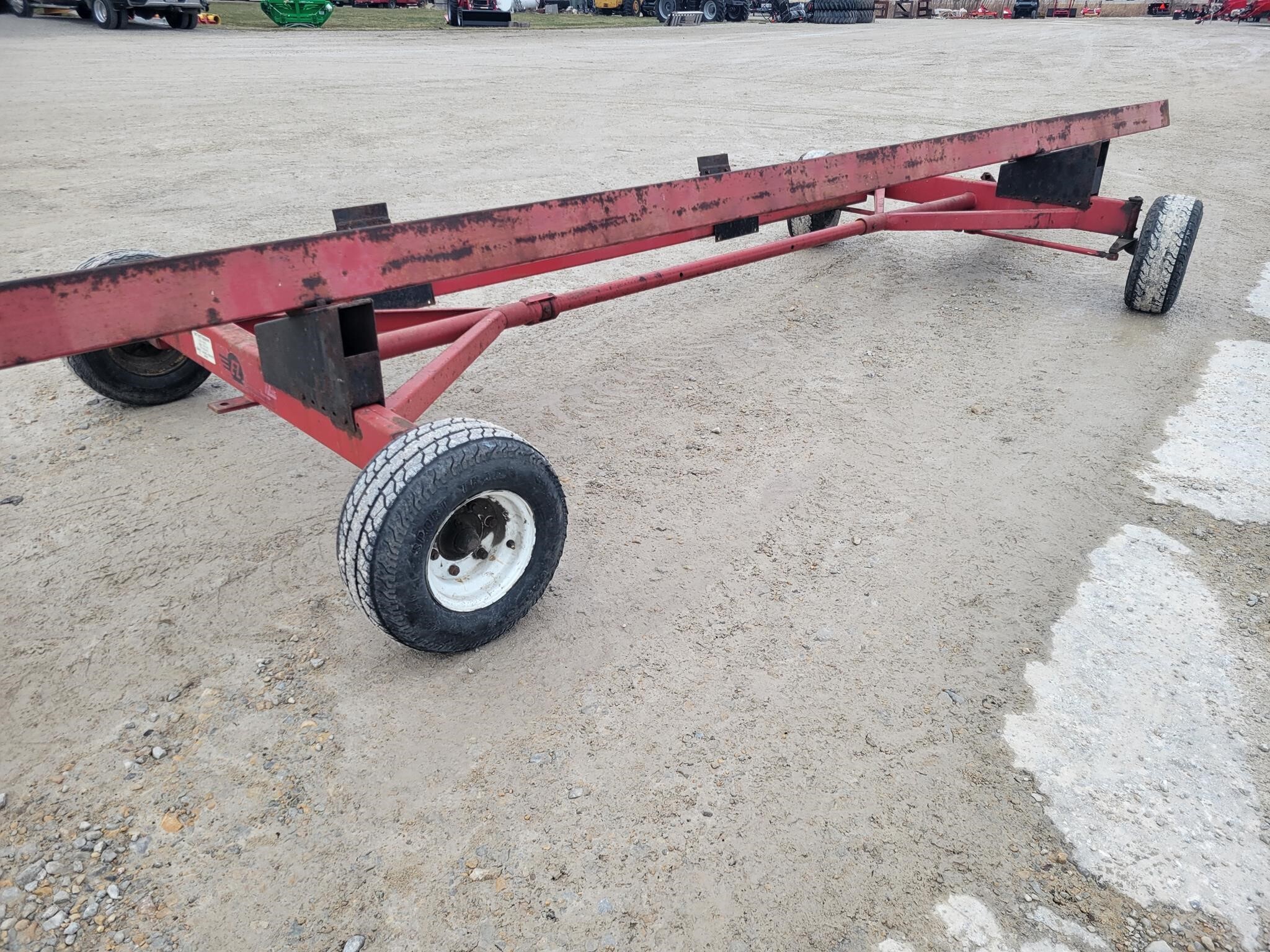  E-Z Trail 672 Header Trailer
