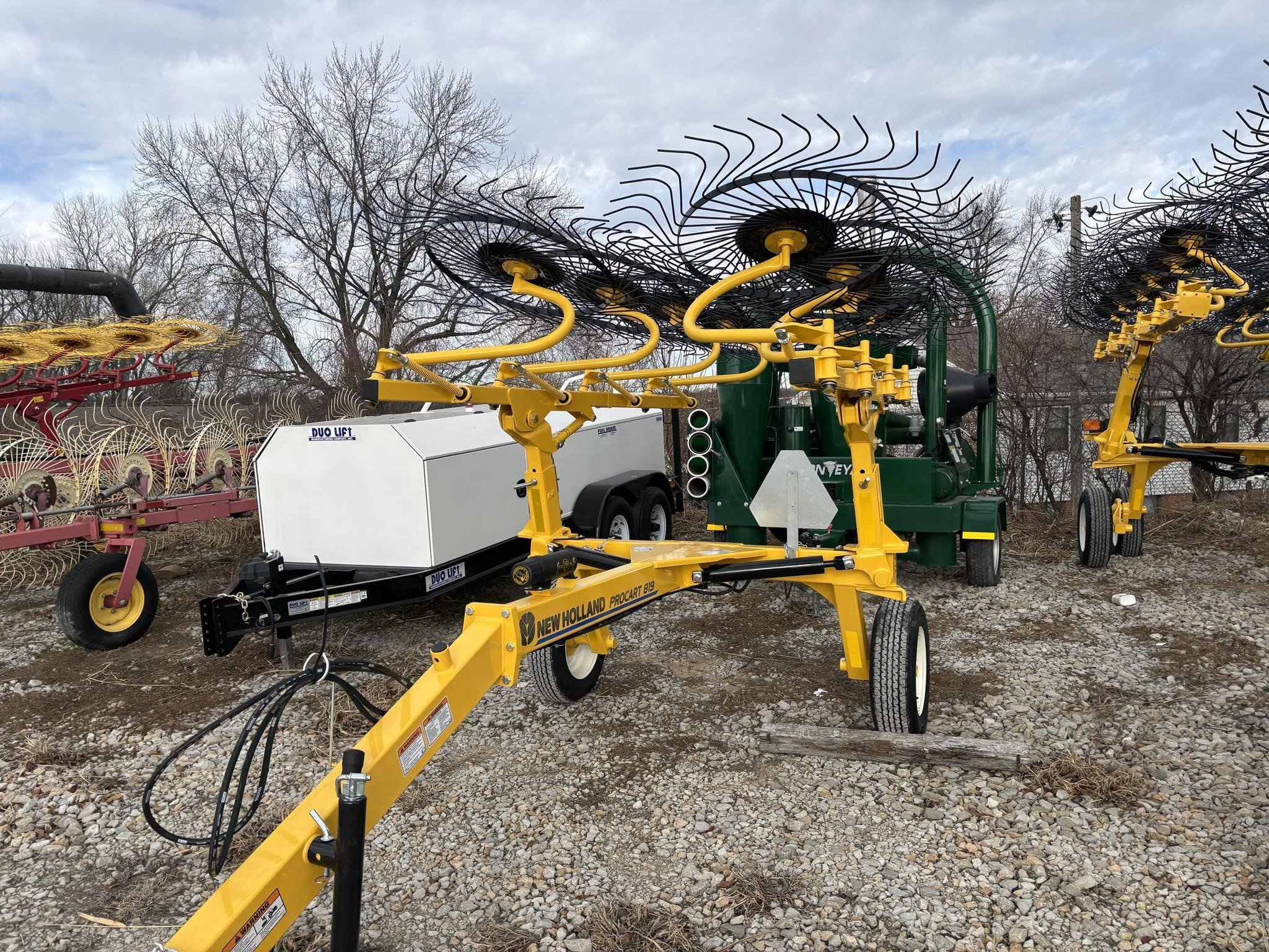 2026 New Holland 819 Rake