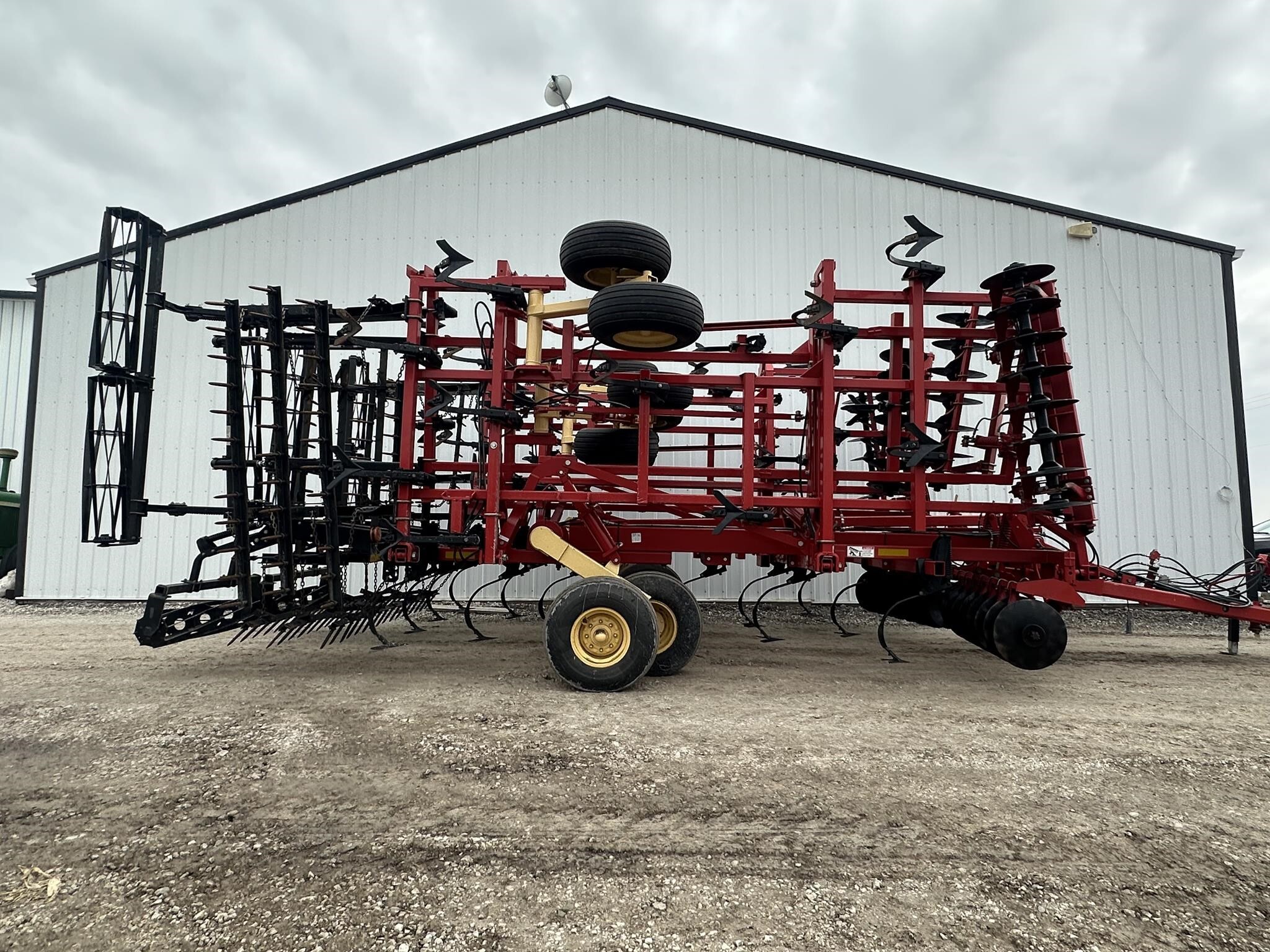 2012 Kuhn Krause 6200-36 Soil Finisher