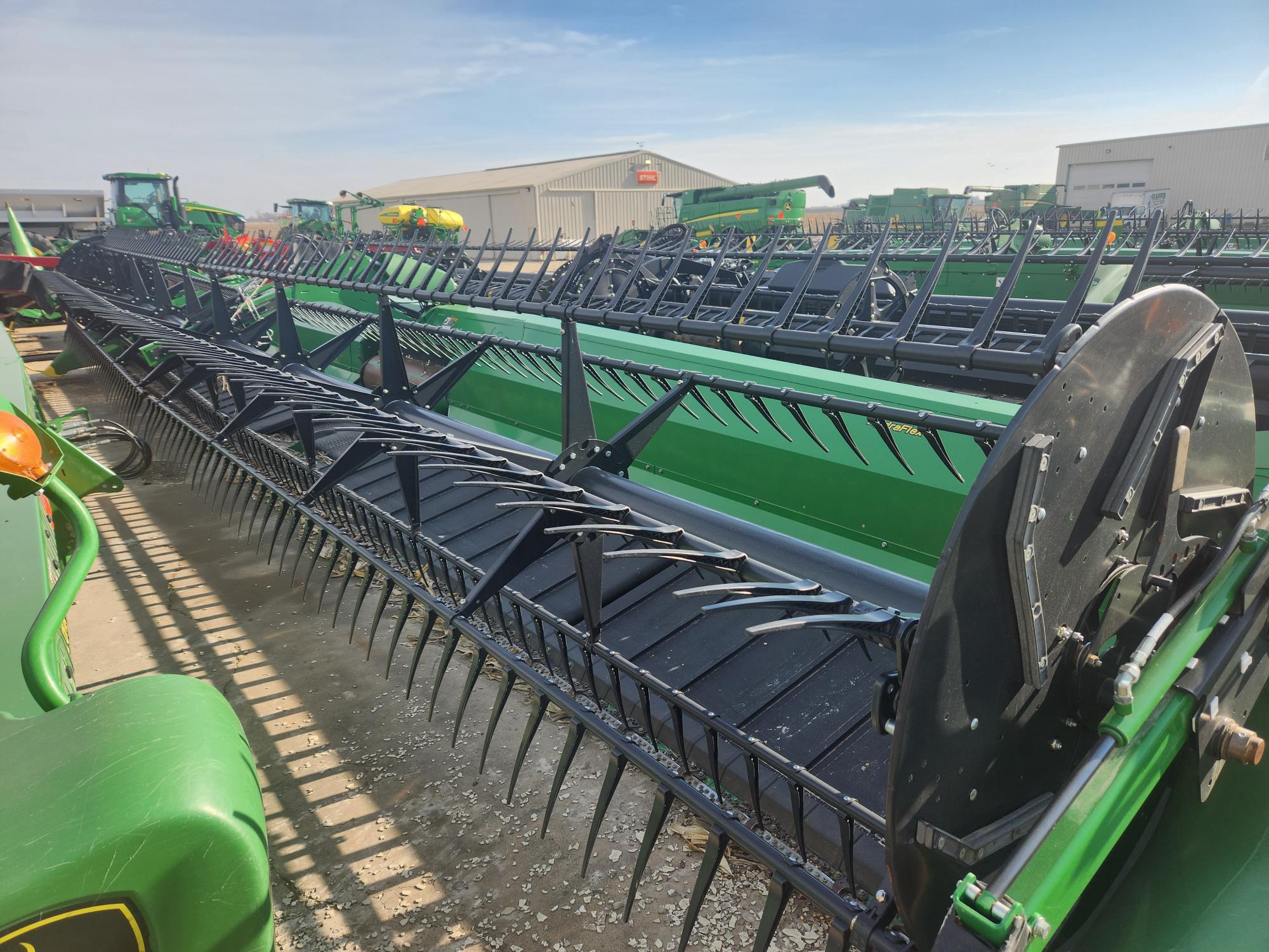 2019 John Deere 740FD Platform