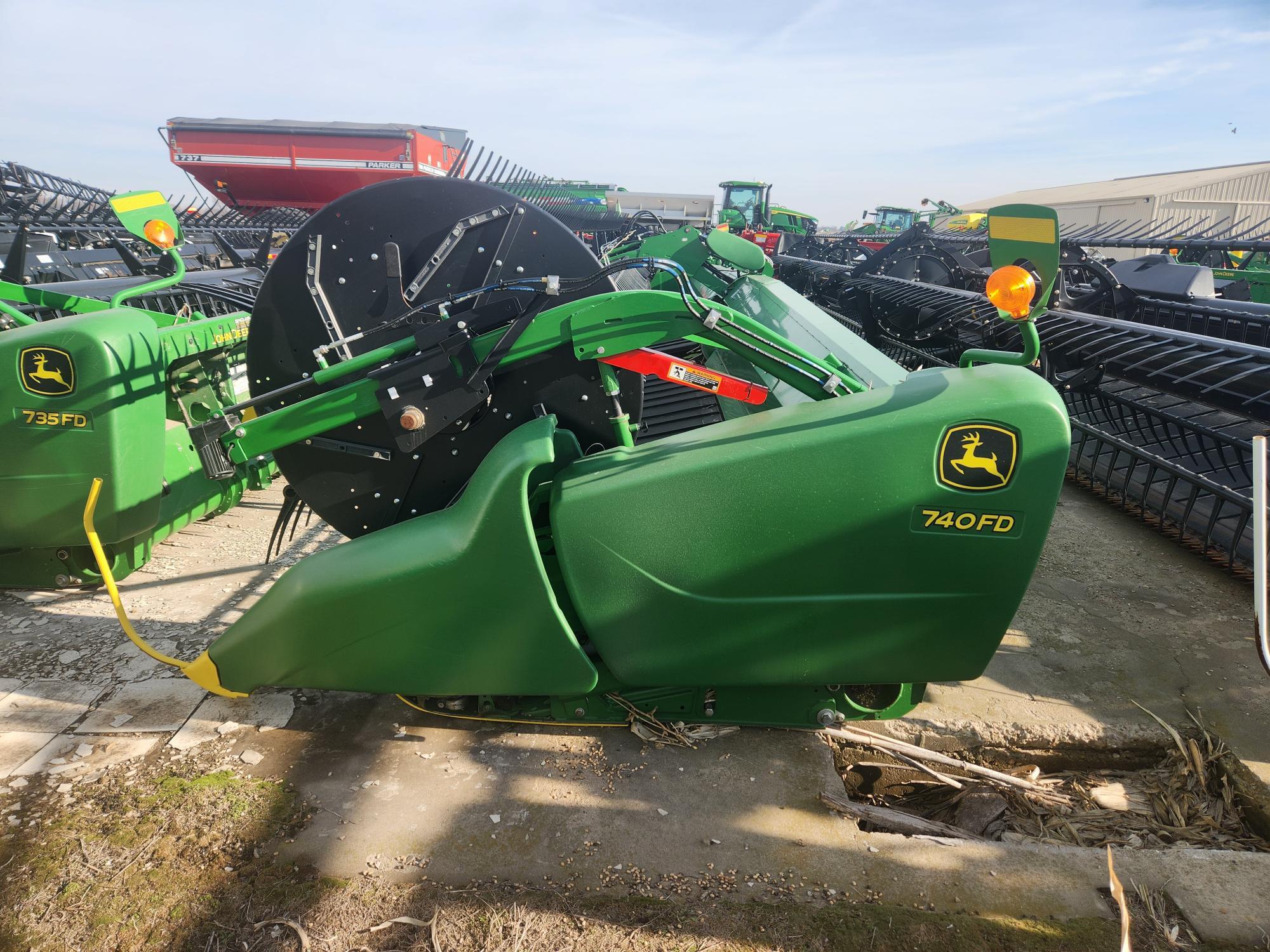 2019 John Deere 740FD Platform