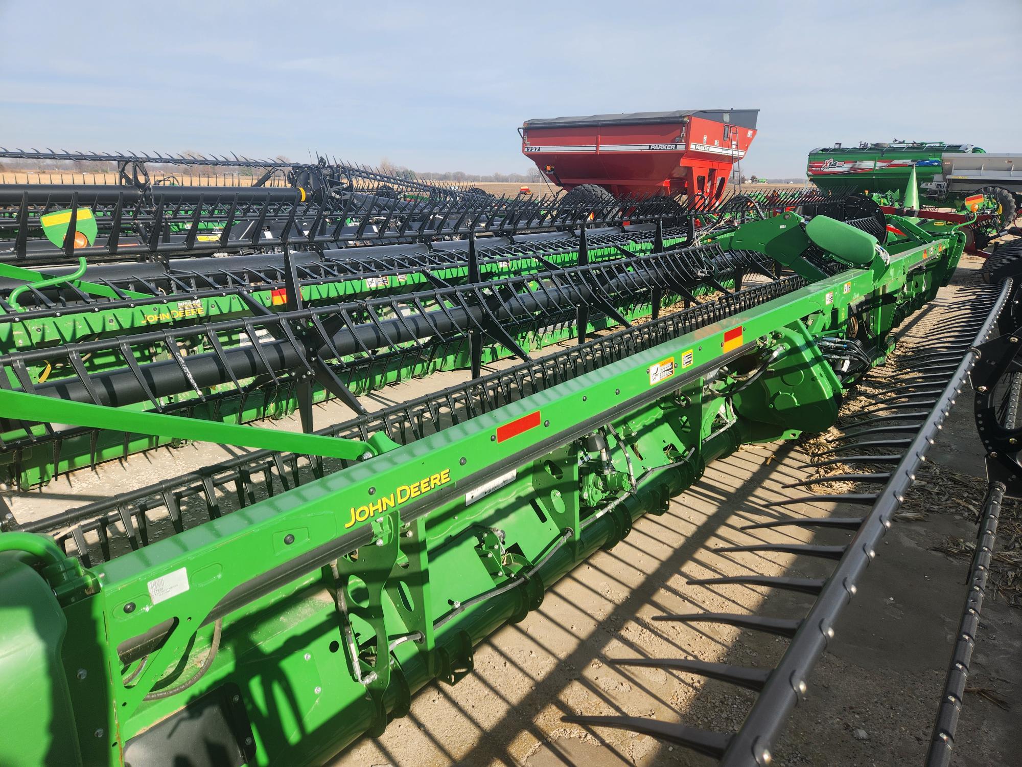 2019 John Deere 740FD Platform