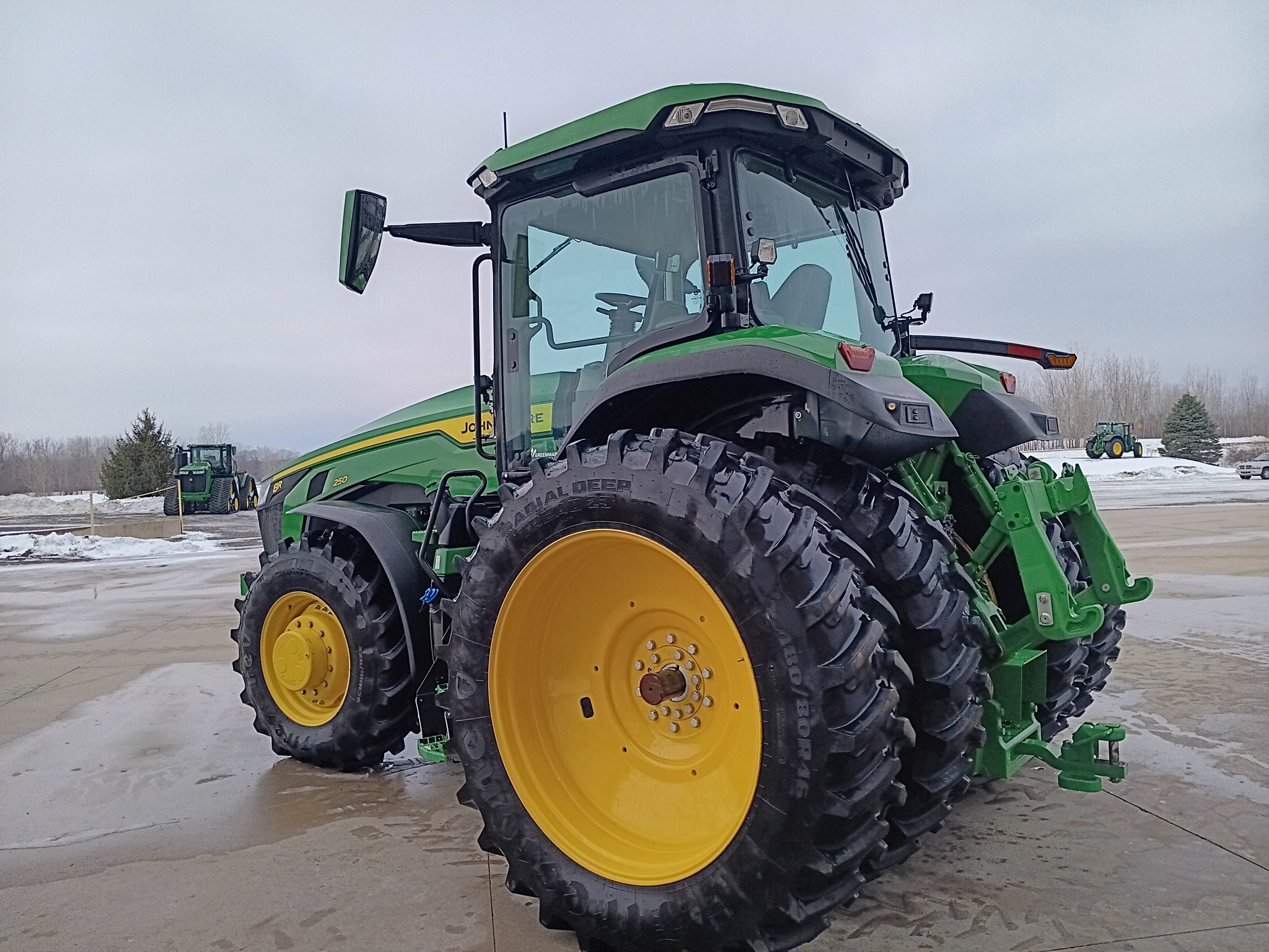 2024 John Deere 8R 250 Tractor