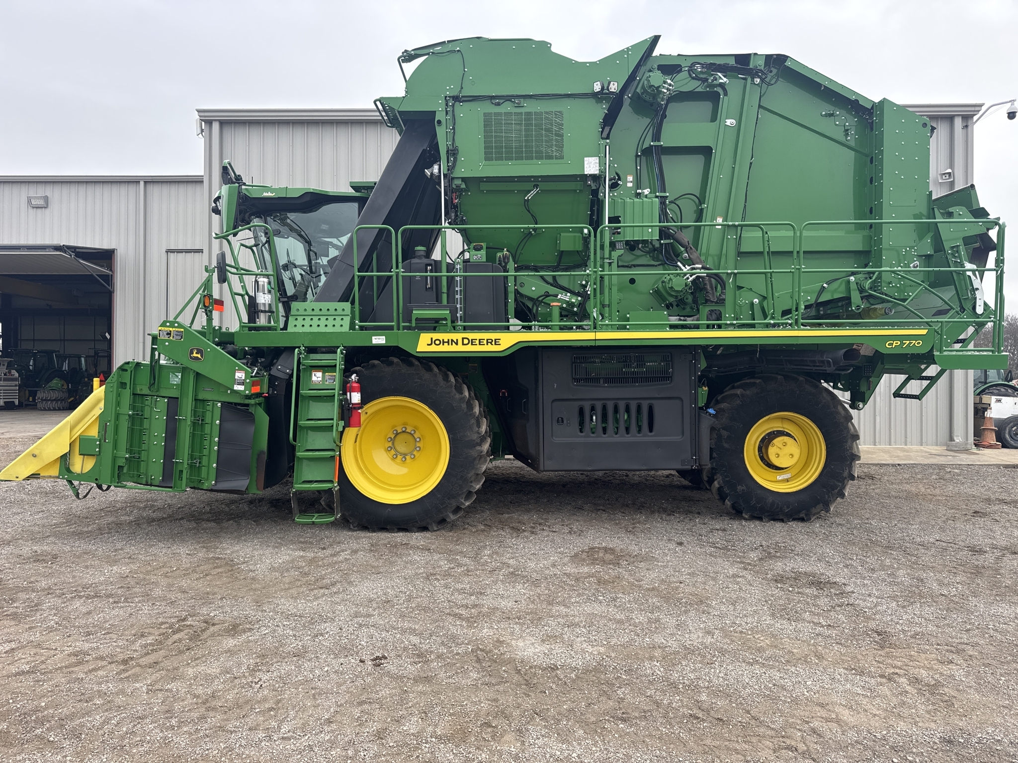 2024 John Deere CP770 Cotton Equipment