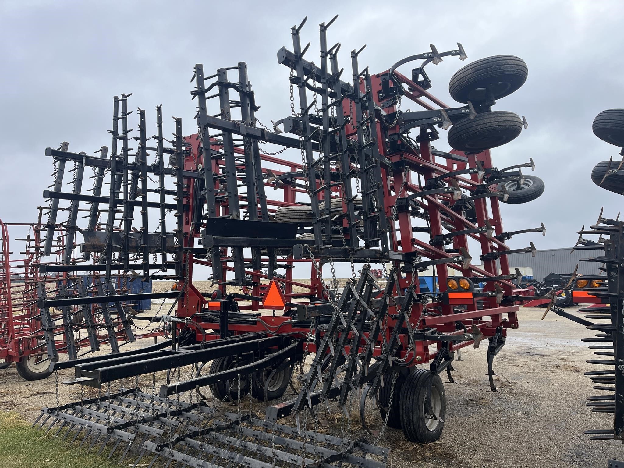 2013 Case IH Tigermate 200 Field Cultivator