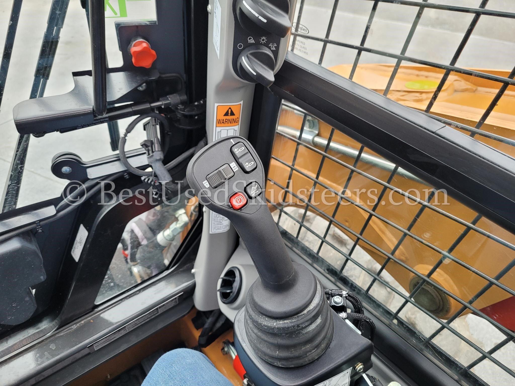2021 Case SR270B Skid Steer