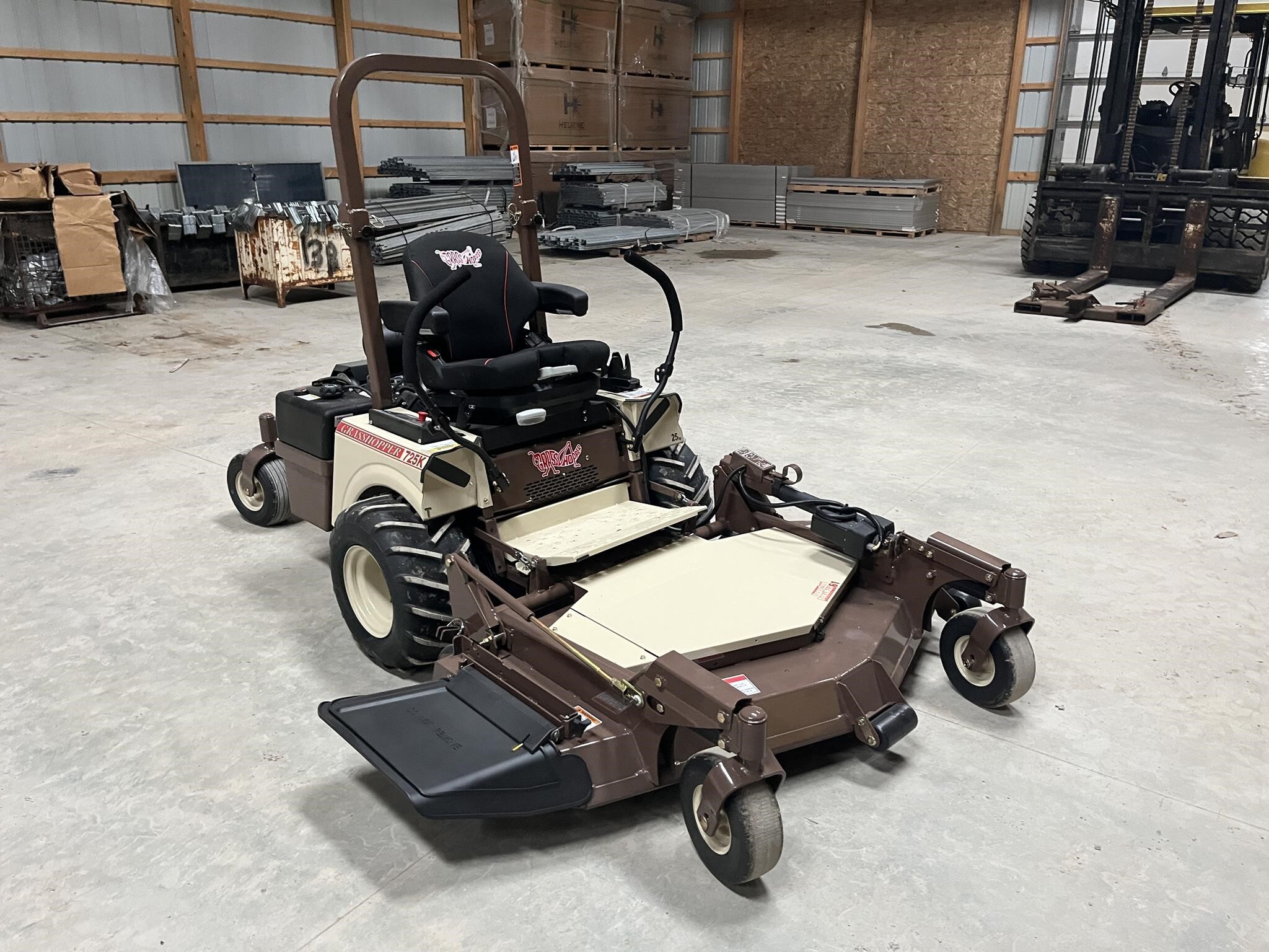 2026 Grasshopper 725KT Lawn Mower