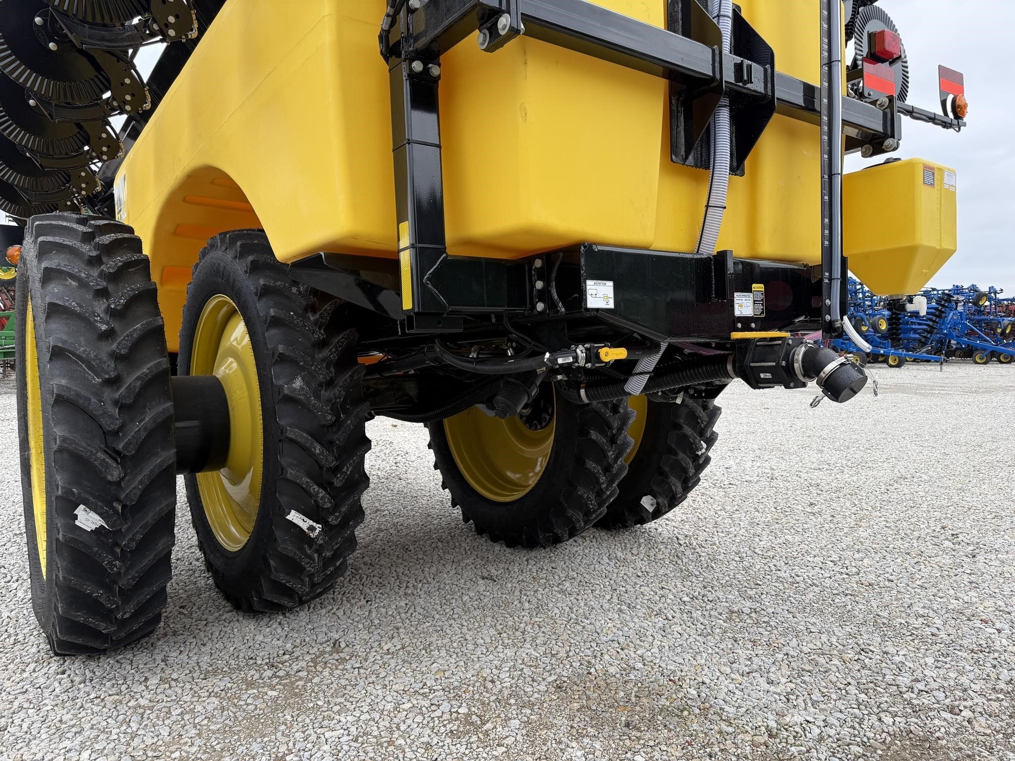  Fast A26-60 Pull-Type Fertilizer Spreader