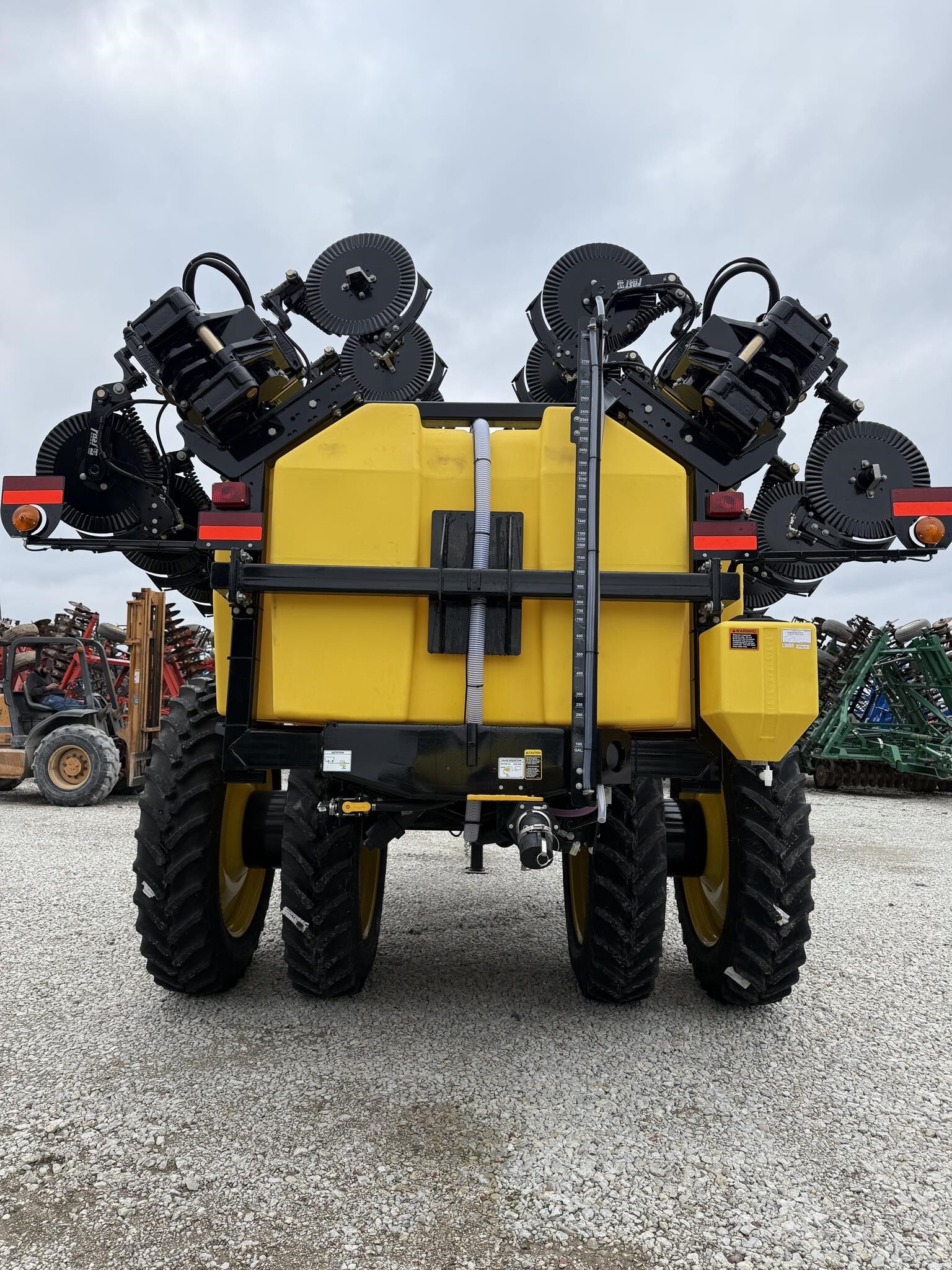  Fast A26-60 Pull-Type Fertilizer Spreader