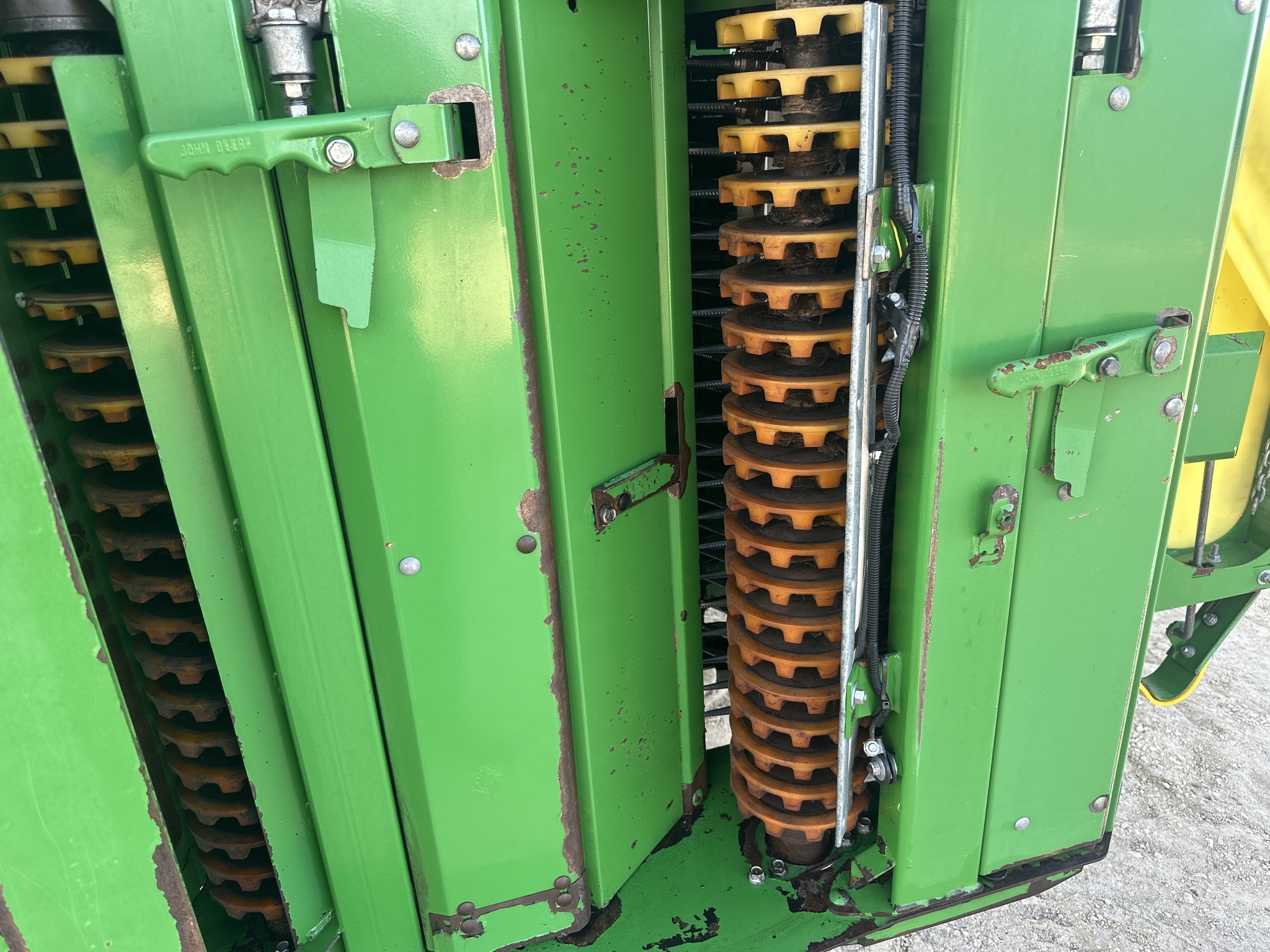 2024 John Deere CP770 Cotton Equipment