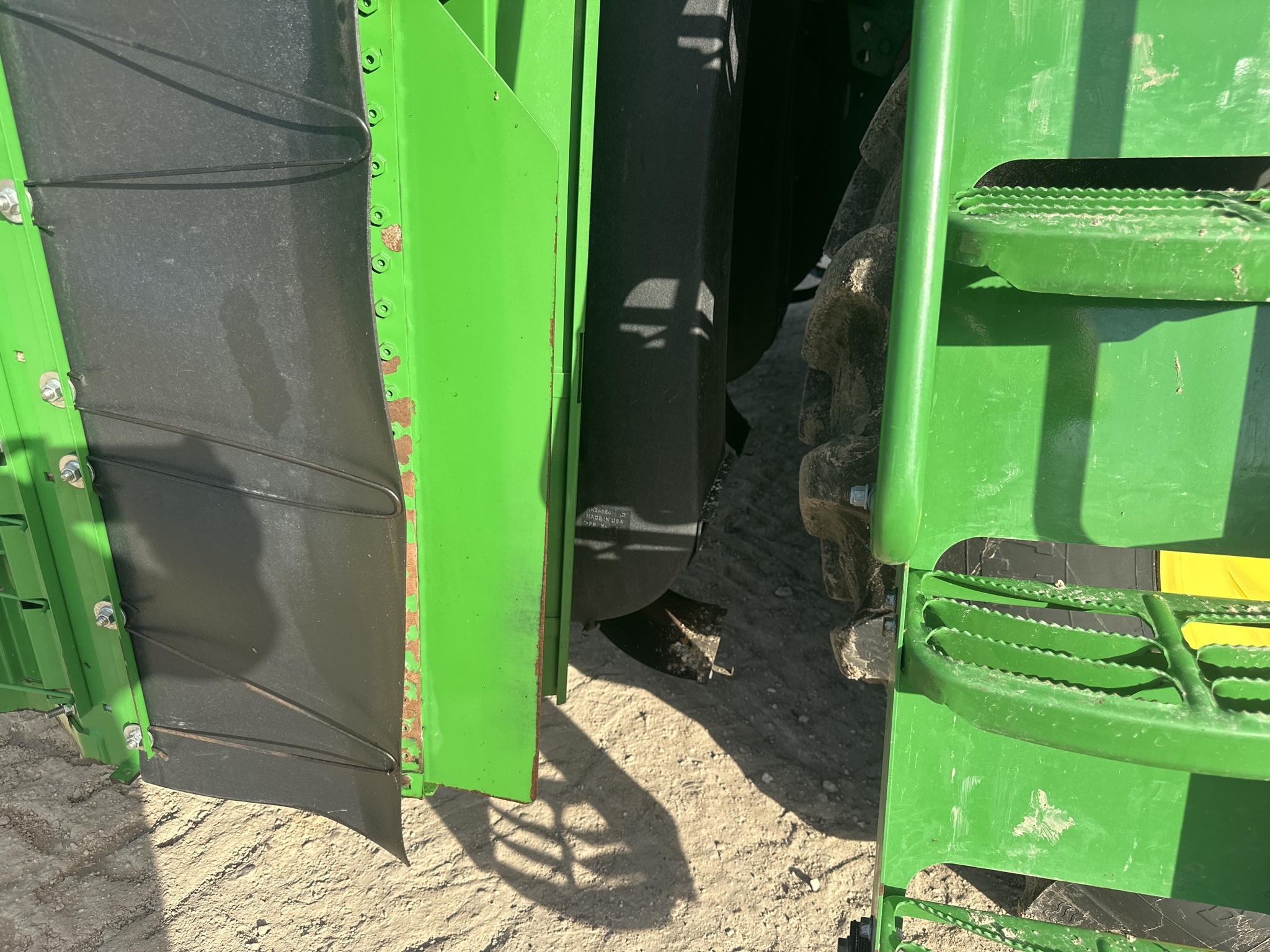 2024 John Deere CP770 Cotton Equipment