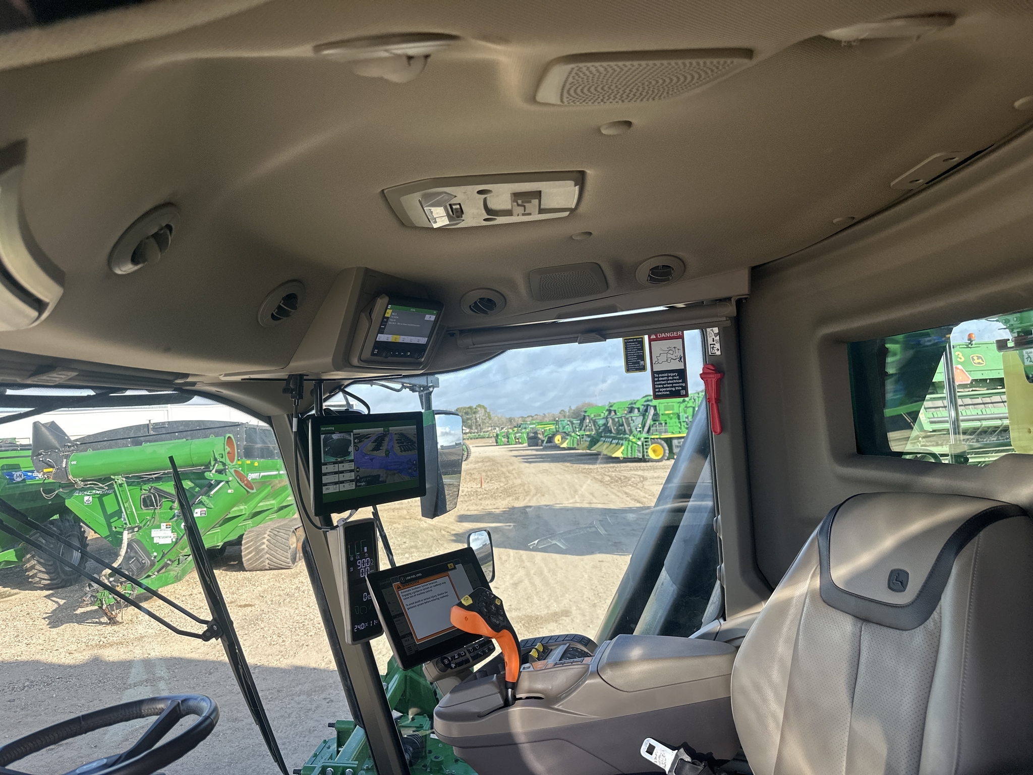 2024 John Deere CP770 Cotton Equipment
