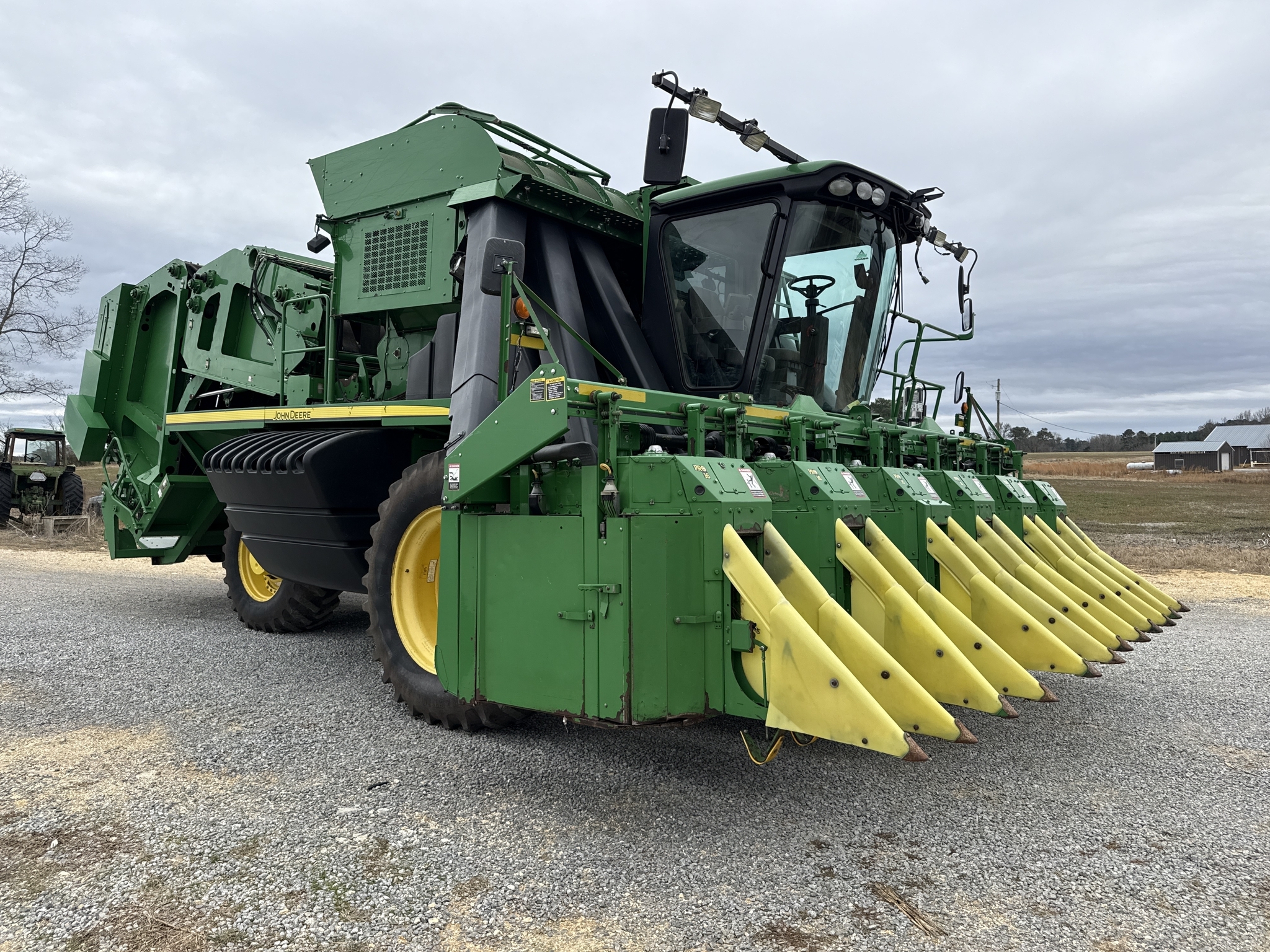 2011 John Deere 7760 Cotton Equipment