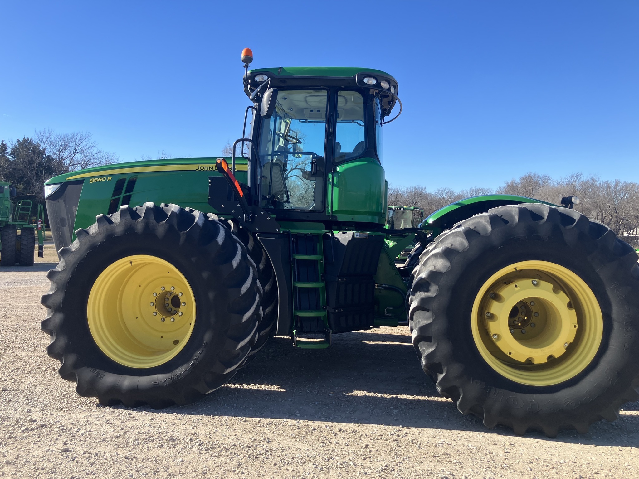 2013 John Deere 9560R Tractor