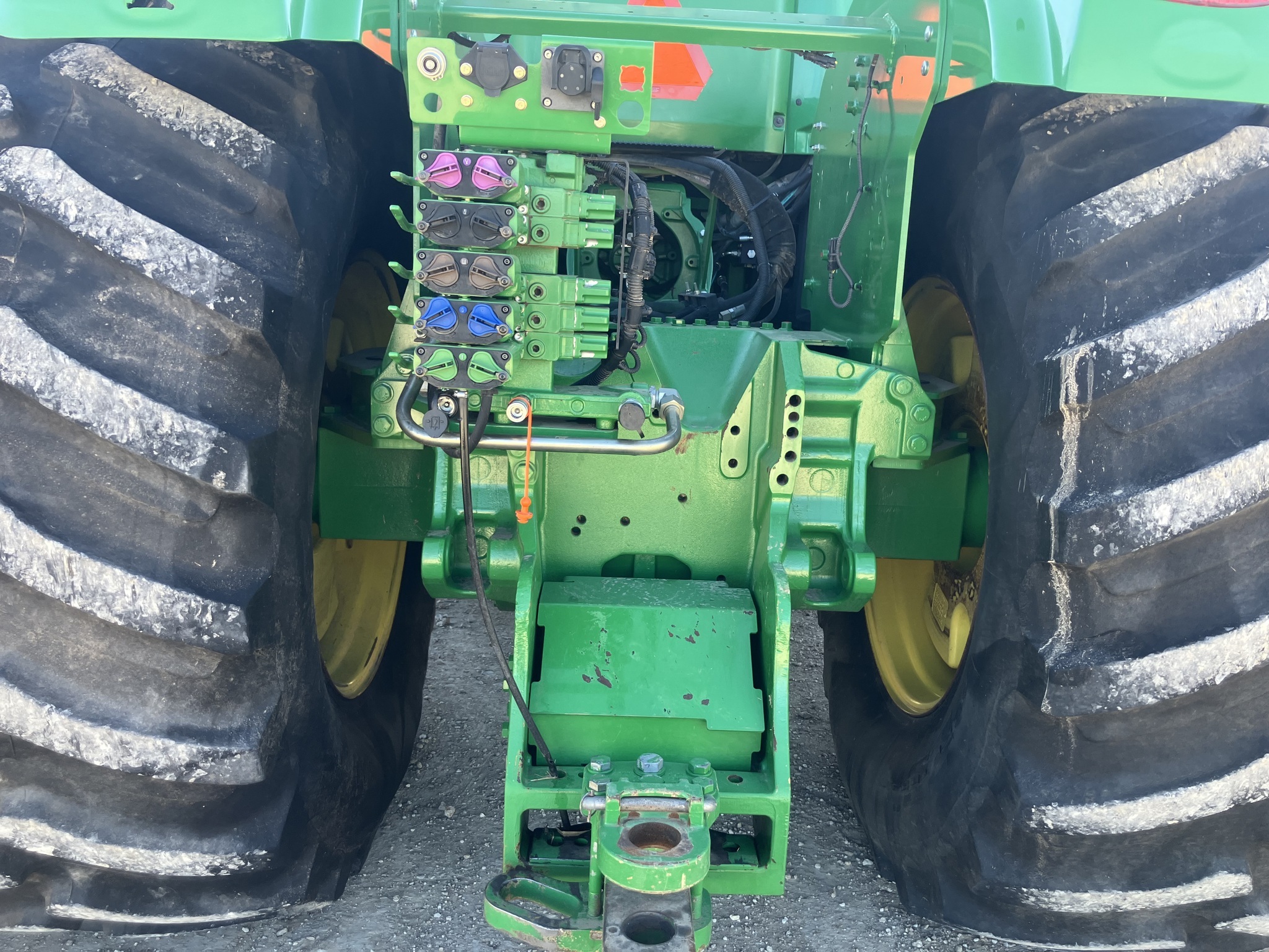 2013 John Deere 9560R Tractor