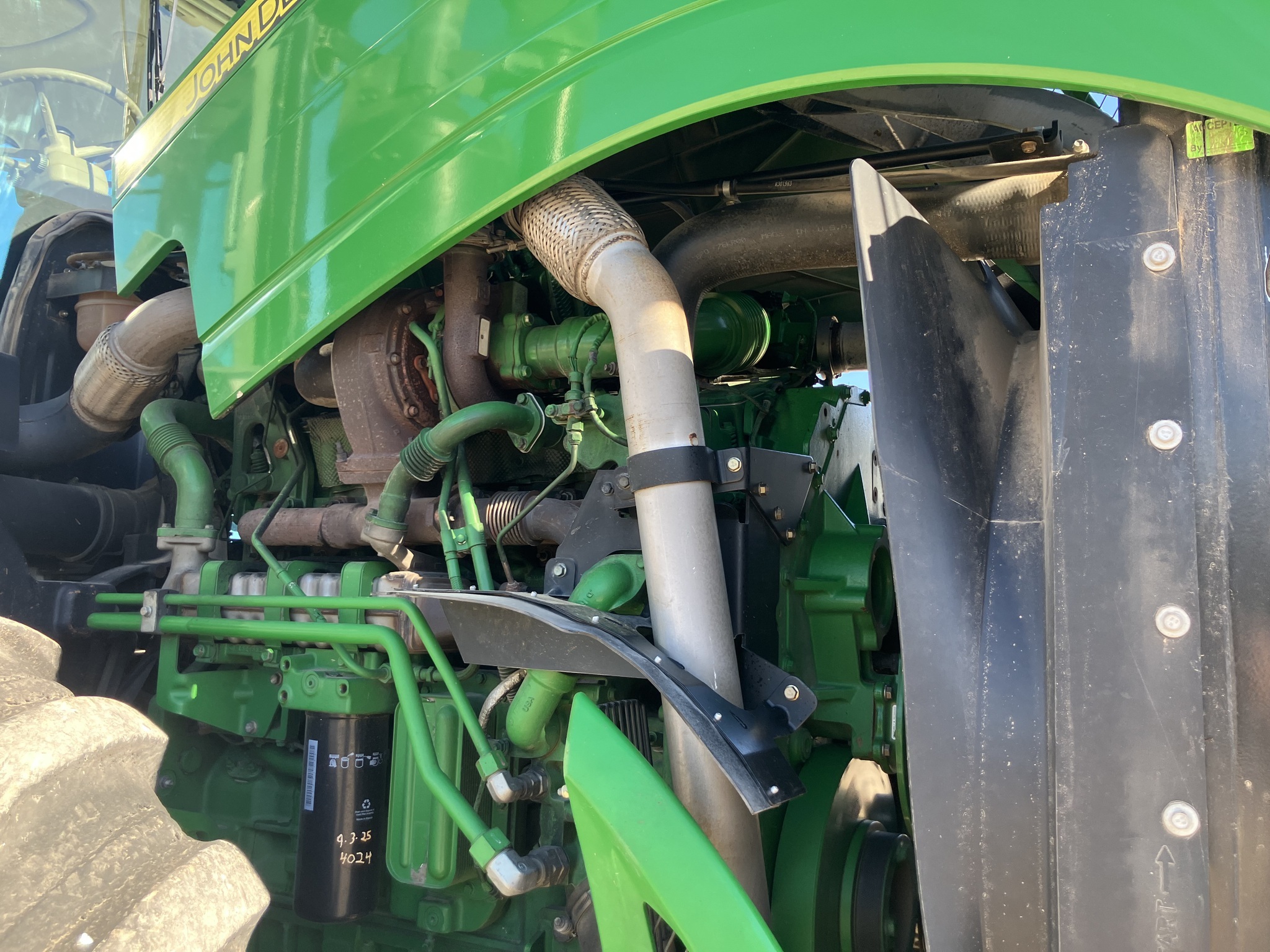 2013 John Deere 9560R Tractor