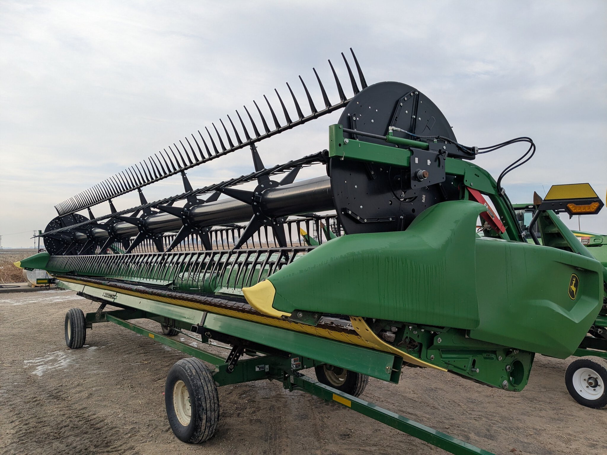 2025 John Deere RDF 35 Platform