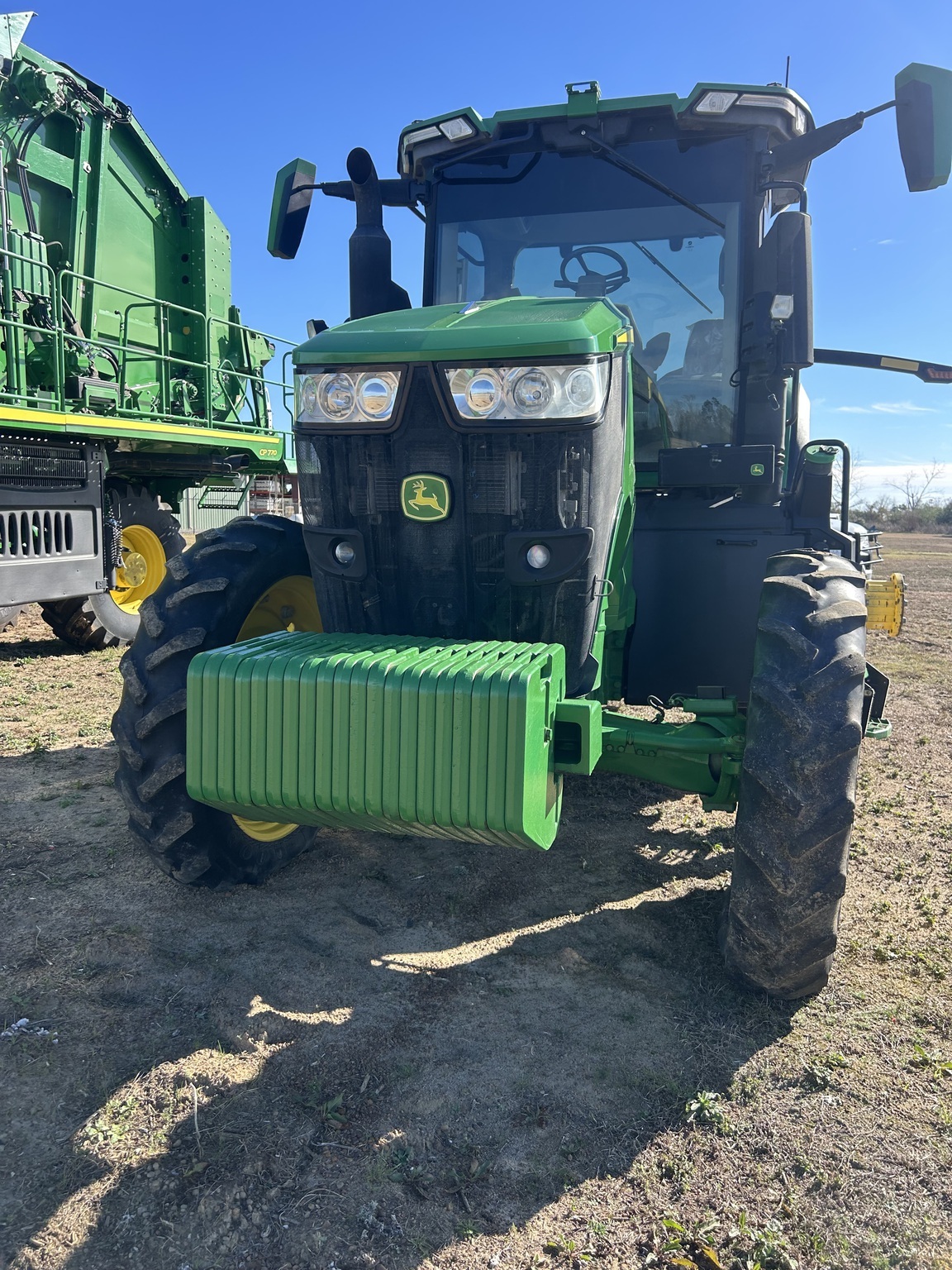 2021 John Deere 7R 210 Tractor