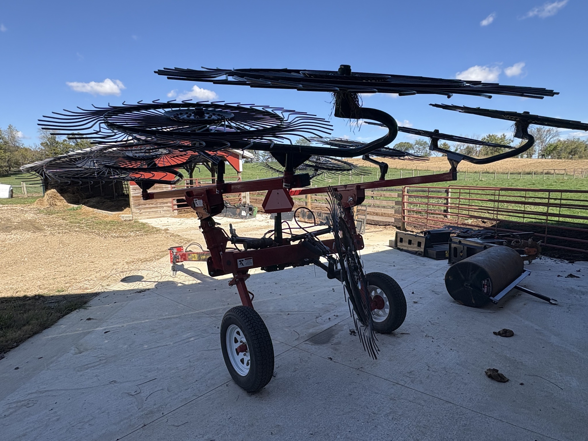 2023 H & S AR2210 Rake