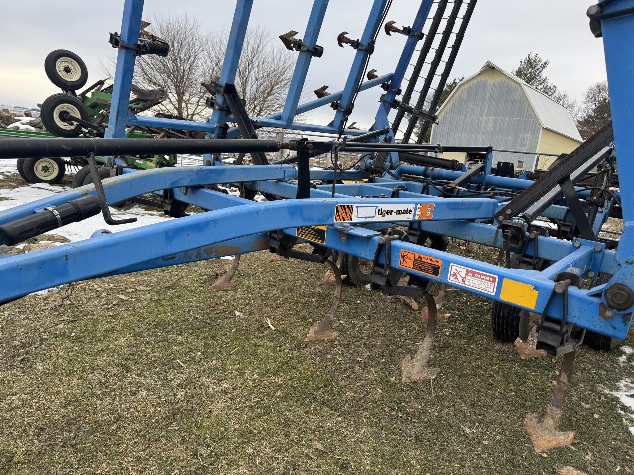  DMI Tigermate Field Cultivator