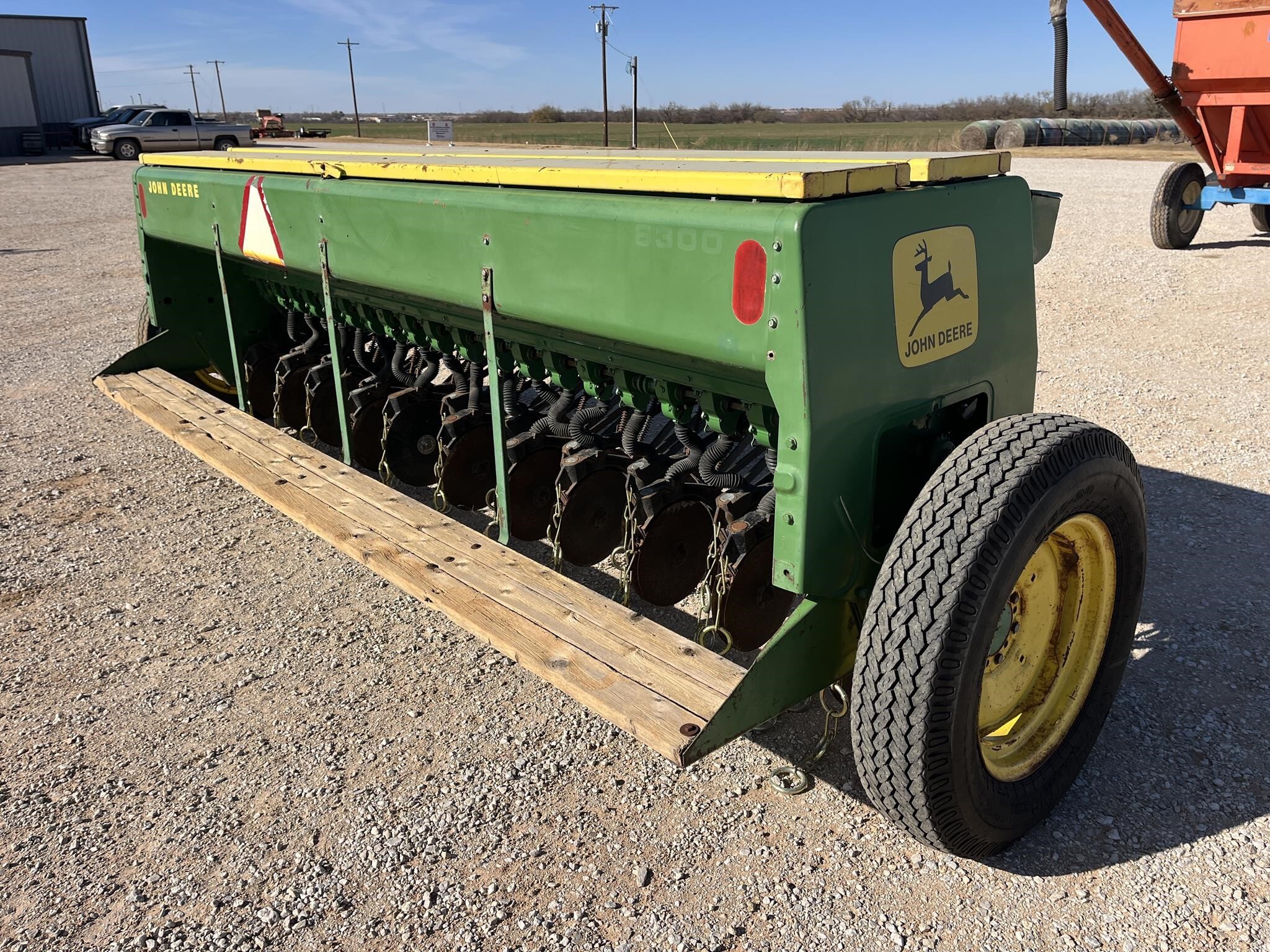  John Deere 8300 Drill