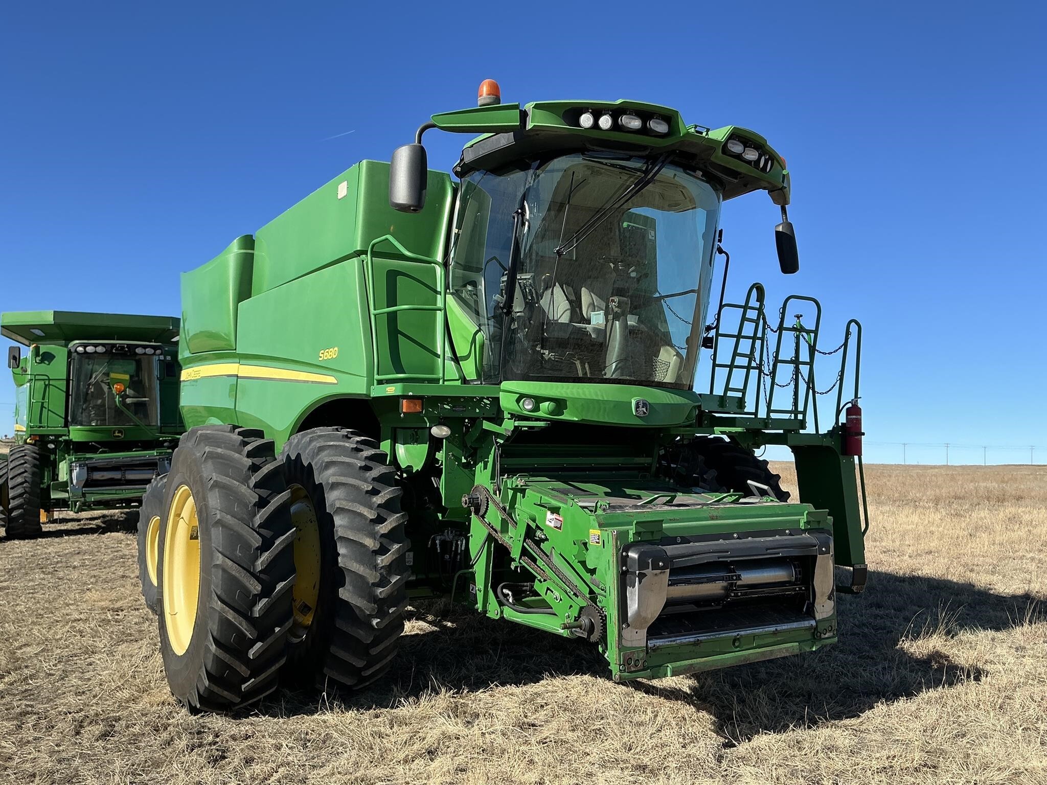 2013 John Deere S680 Combine