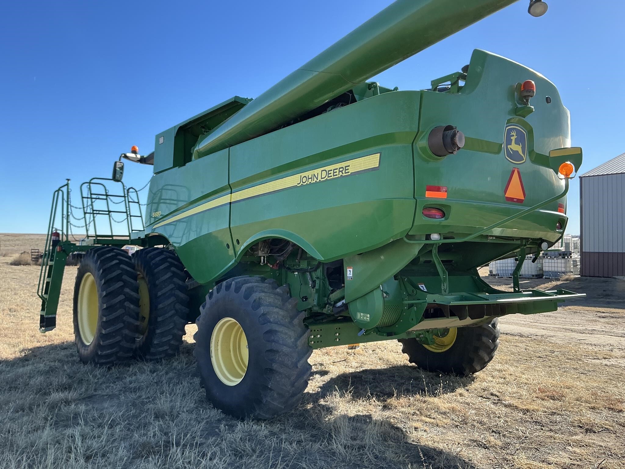2013 John Deere S680 Combine