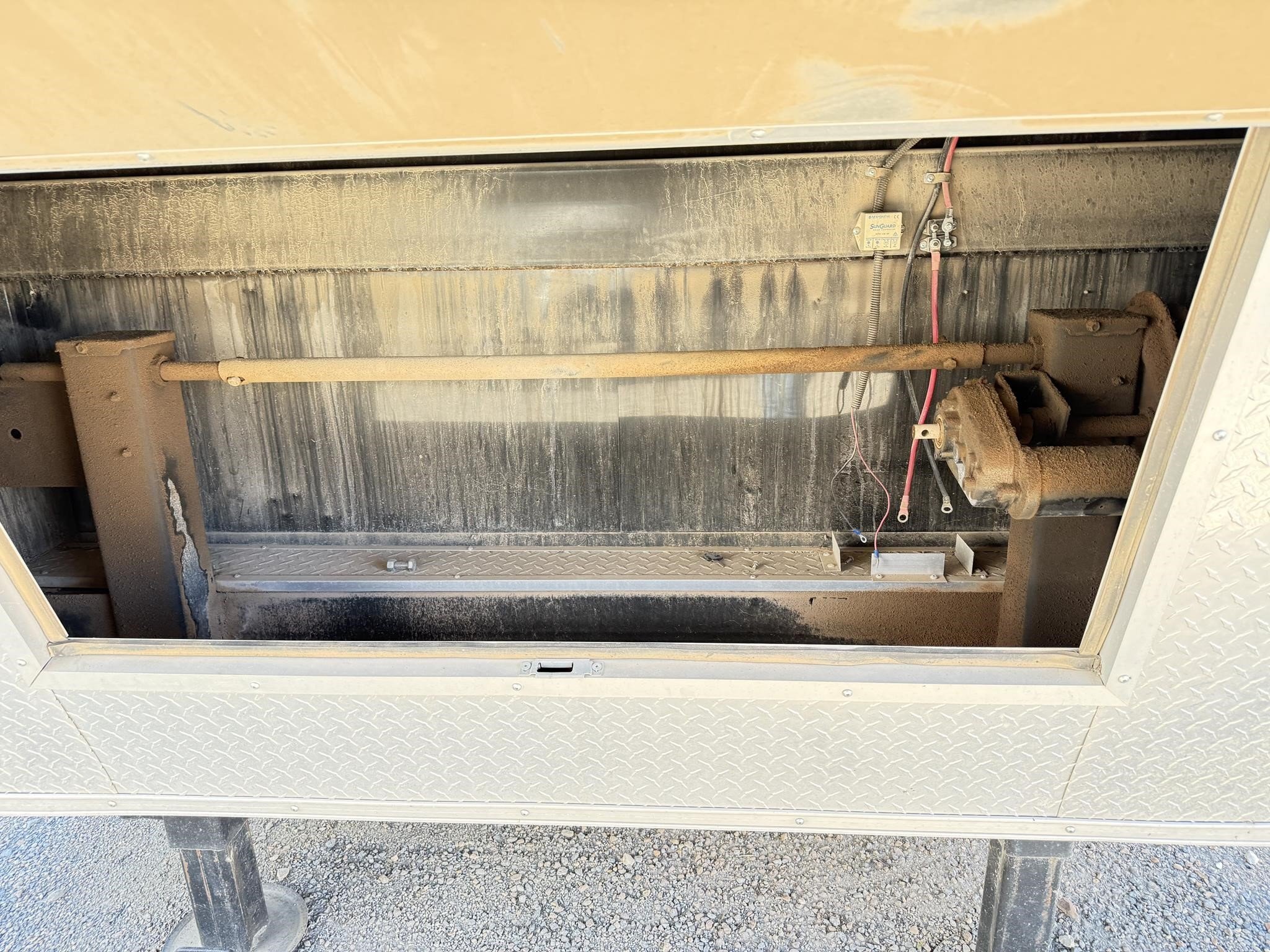 2015 Freedom 30 FT ENCLOSED Box Trucks/Trailer