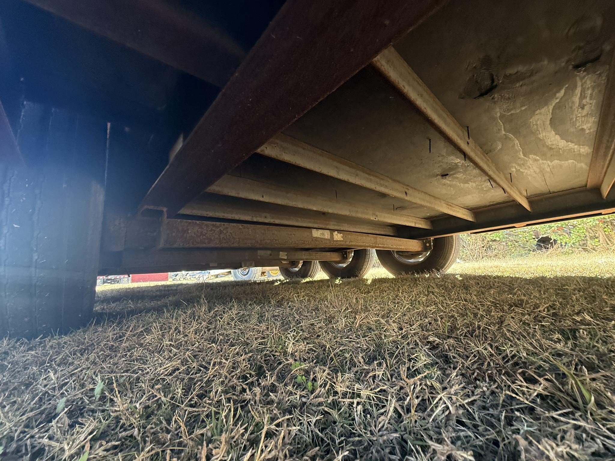 2019 SALVATION TRAILERS 37 FT ENCLOSED Box Trucks/Trailer