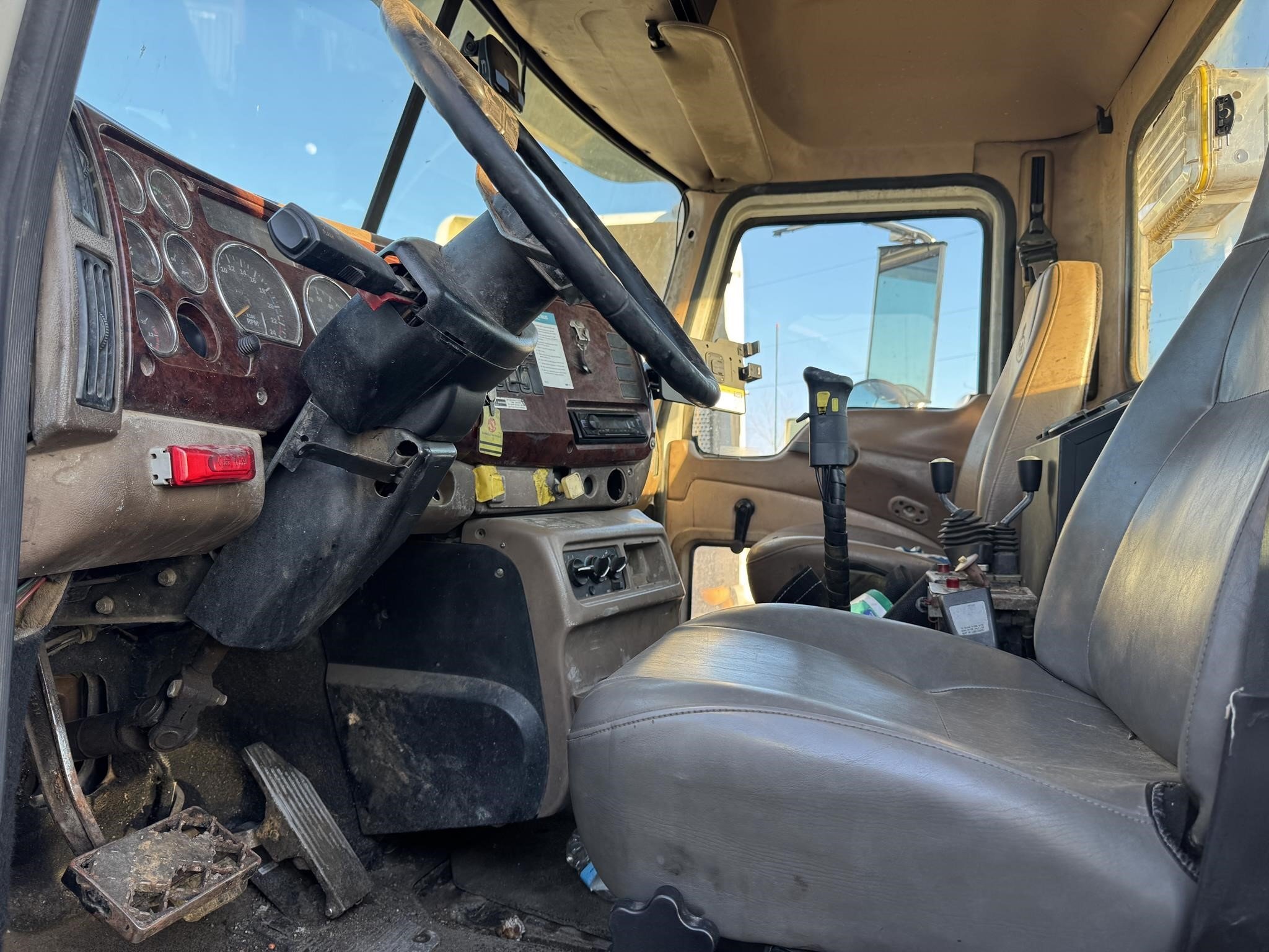 2003 Mack Granite CV713 Dump Trucks/Trailer
