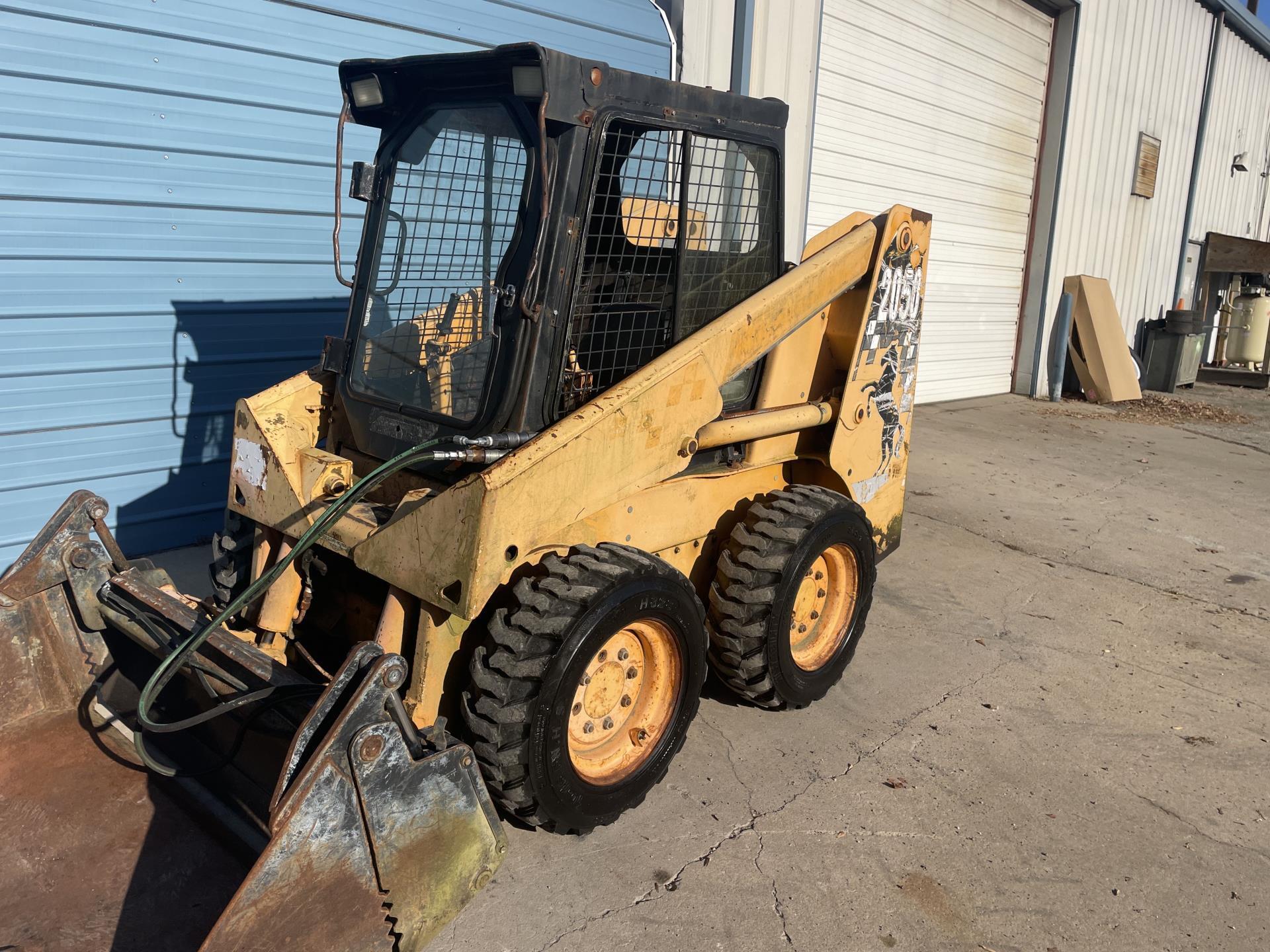 2002 Mustang 2050 Skid Steer