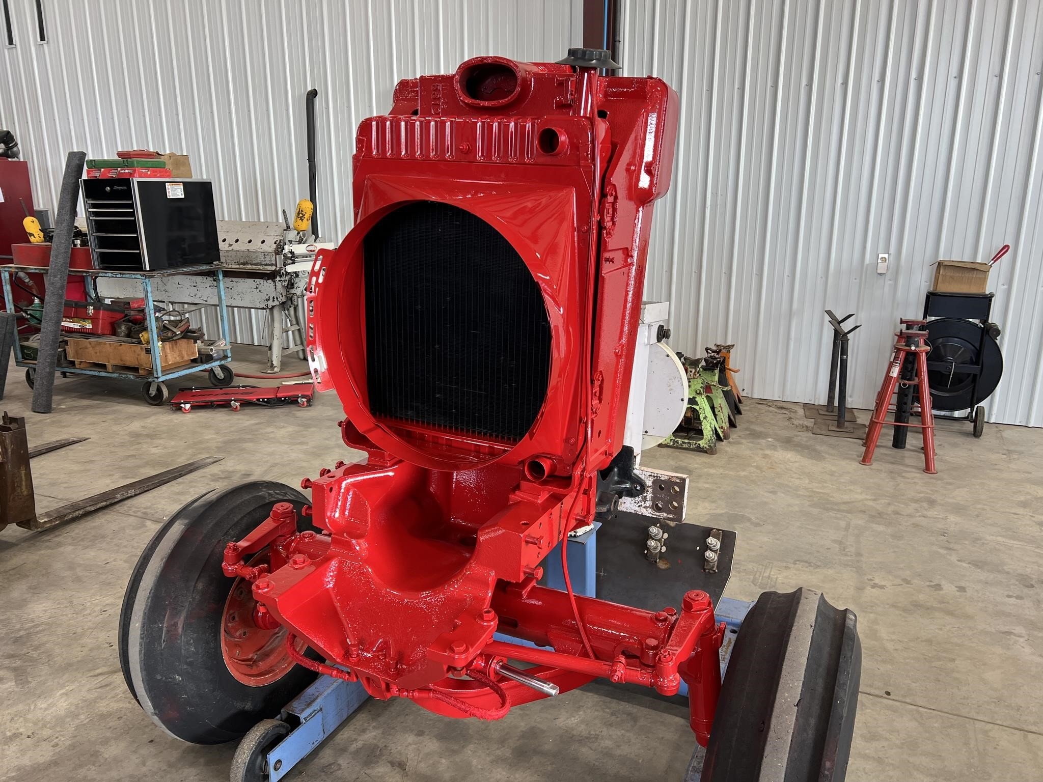 1981 International 786 Tractor