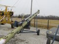  Harvest International T1032 Augers and Conveyor