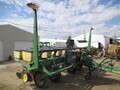  John Deere 7200 Planter