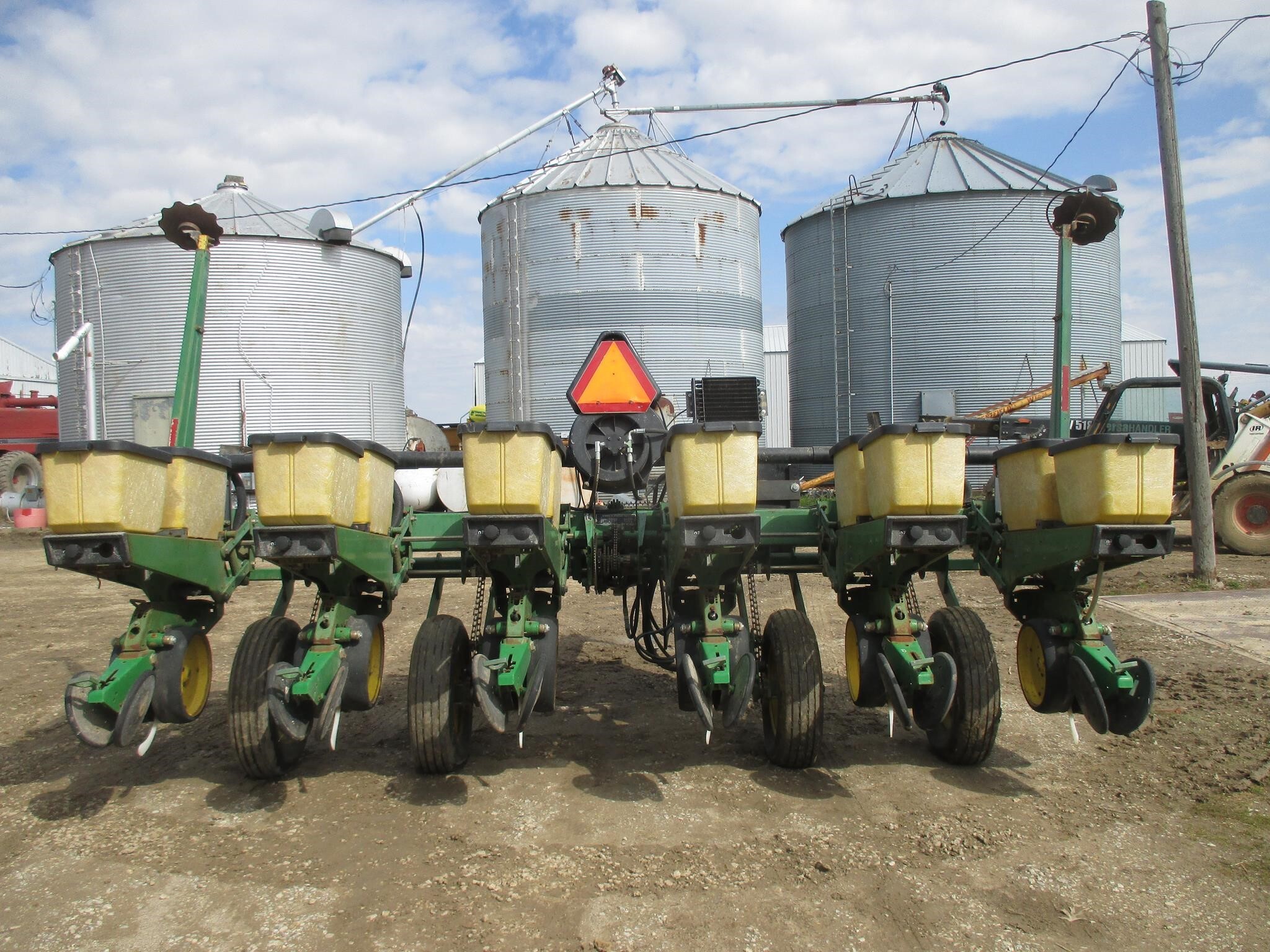 John Deere 7200 Planter