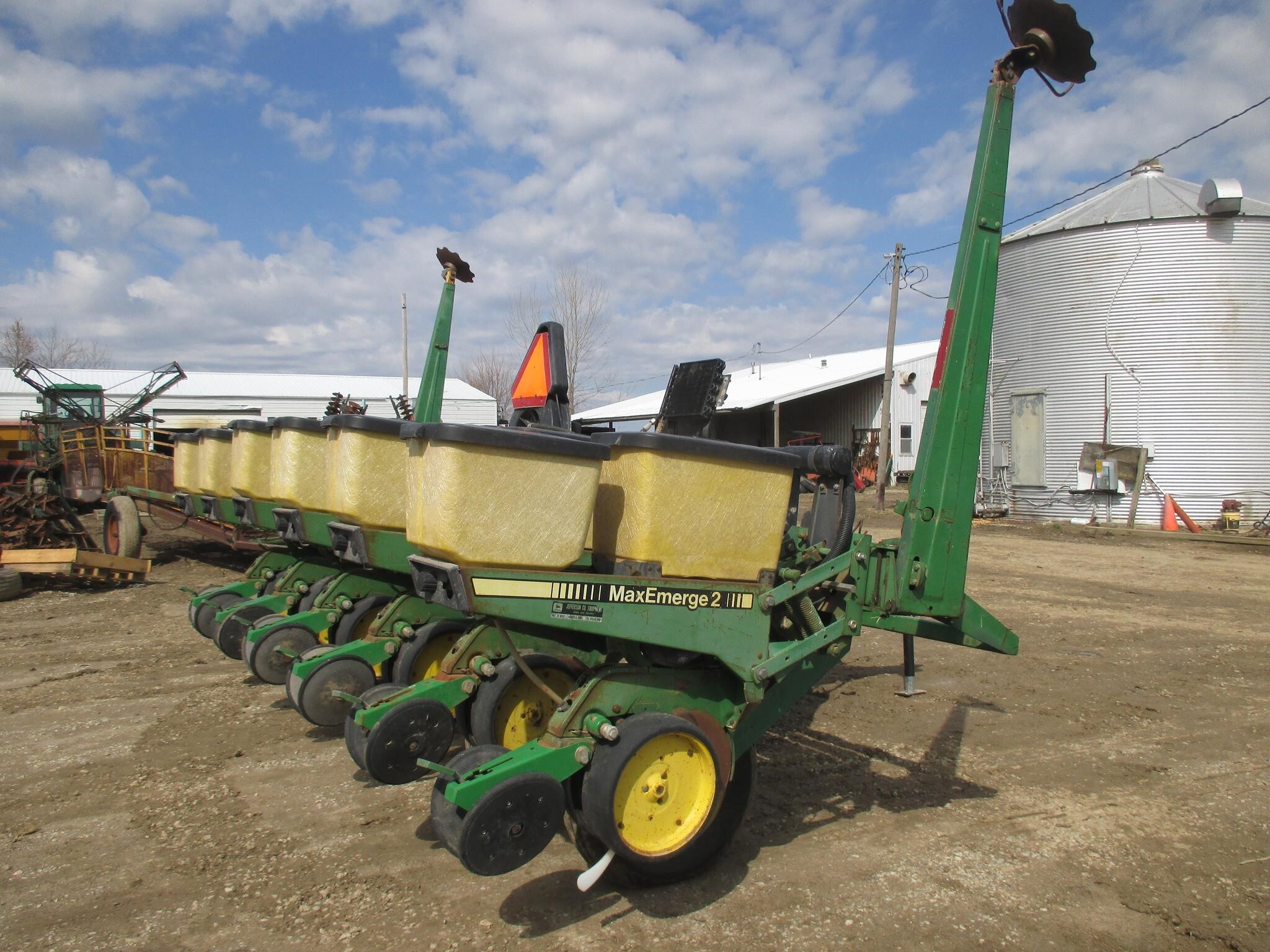  John Deere 7200 Planter