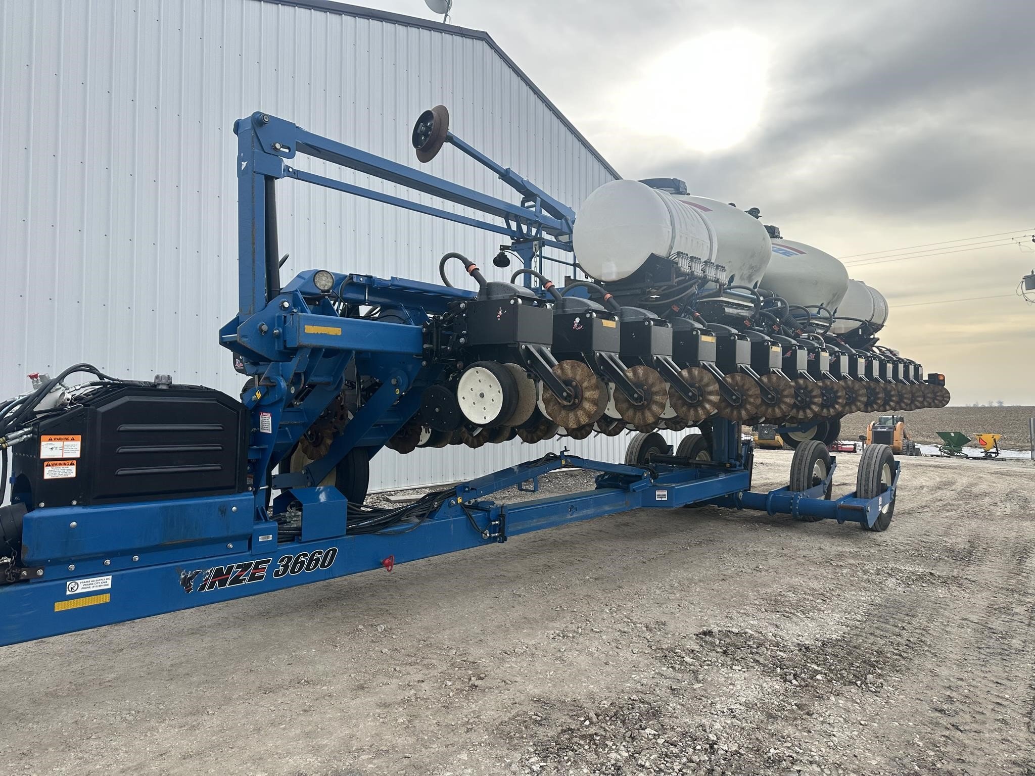 2012 Kinze 3660 ASD Planter