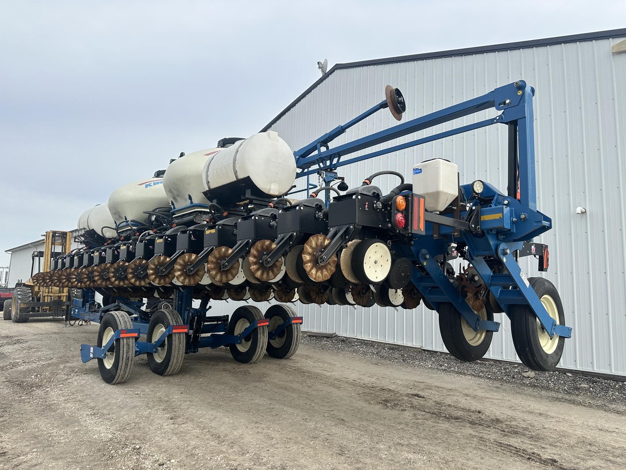 2012 Kinze 3660 ASD Planter