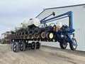 2012 Kinze 3660 ASD Planter