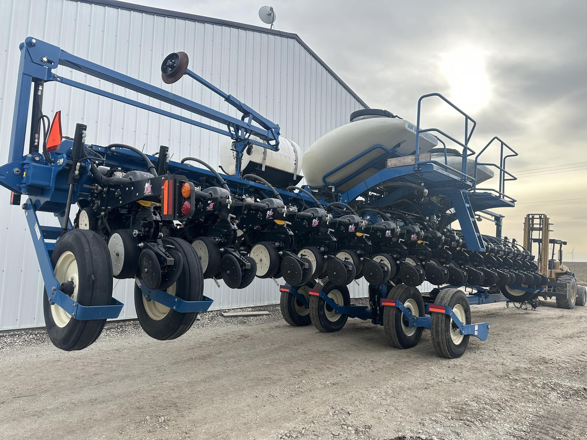 2012 Kinze 3660 ASD Planter